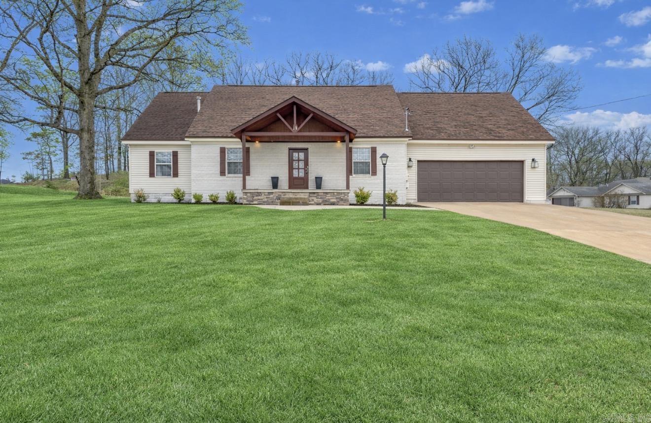 JAMESTOWN MANOR - Residential