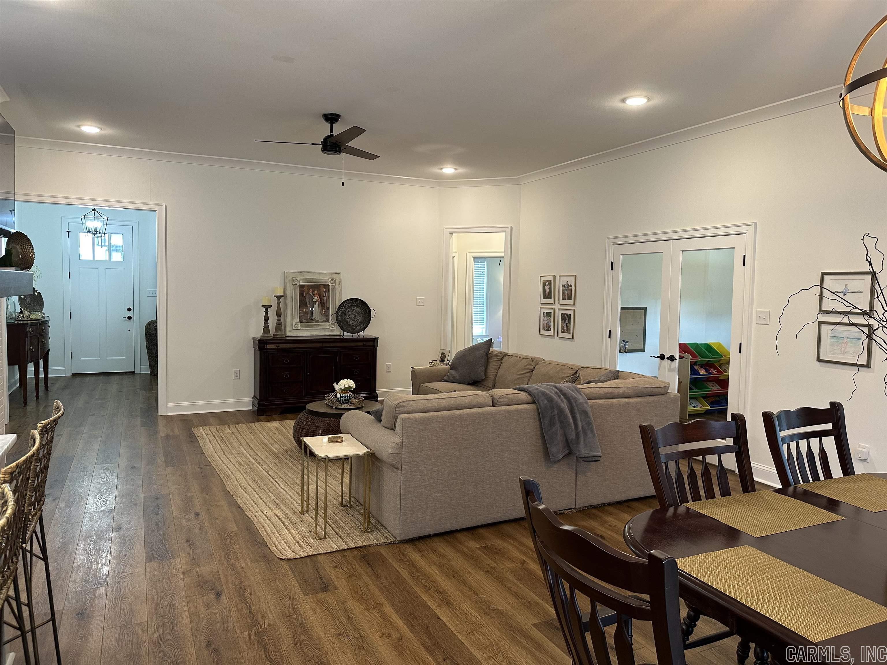 ROBYNMAR - Residential