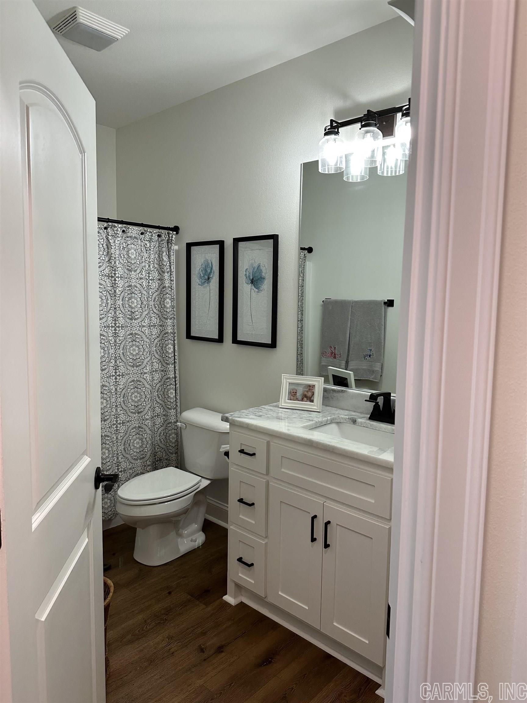 ROBYNMAR - Residential