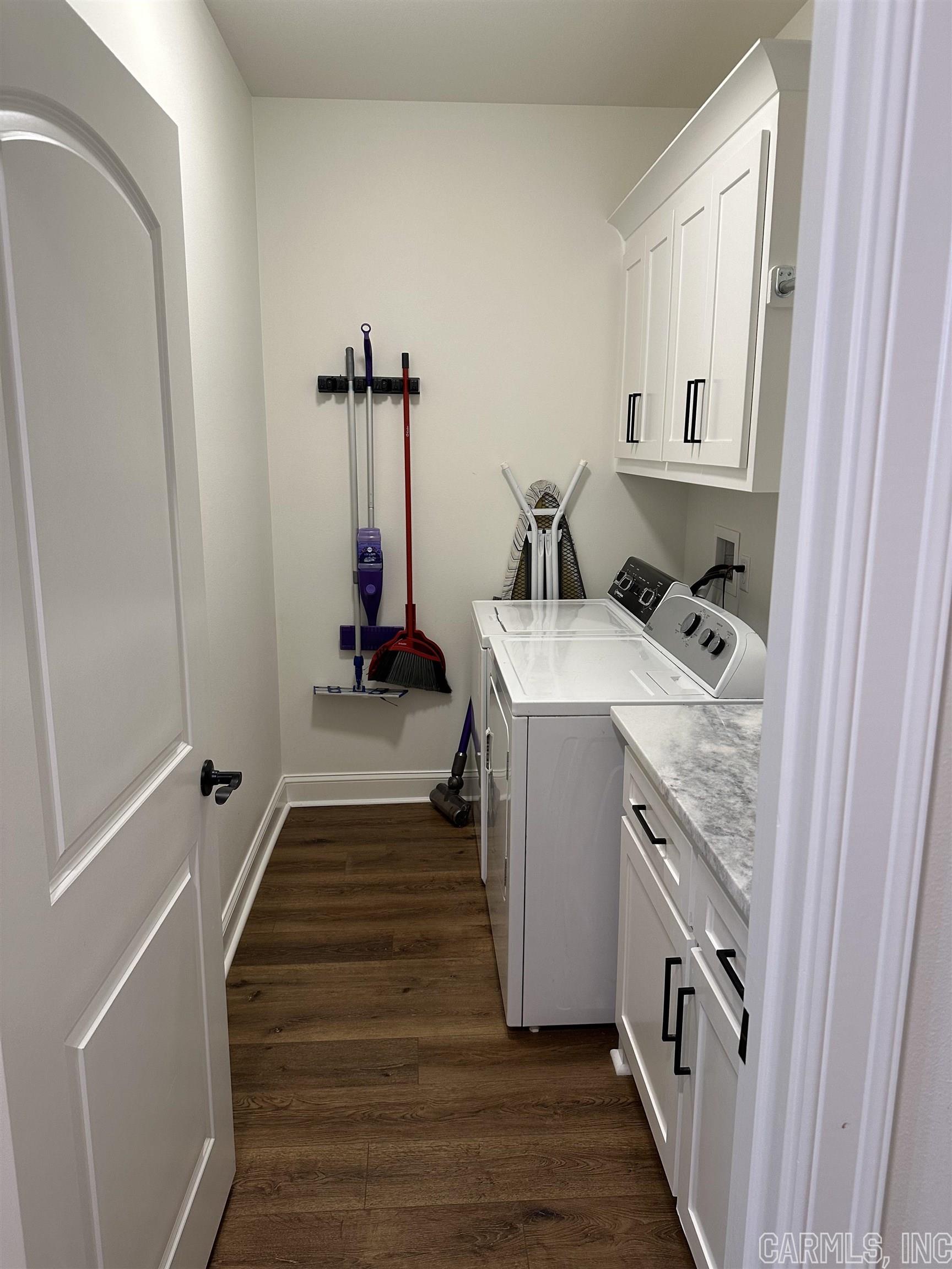 ROBYNMAR - Residential