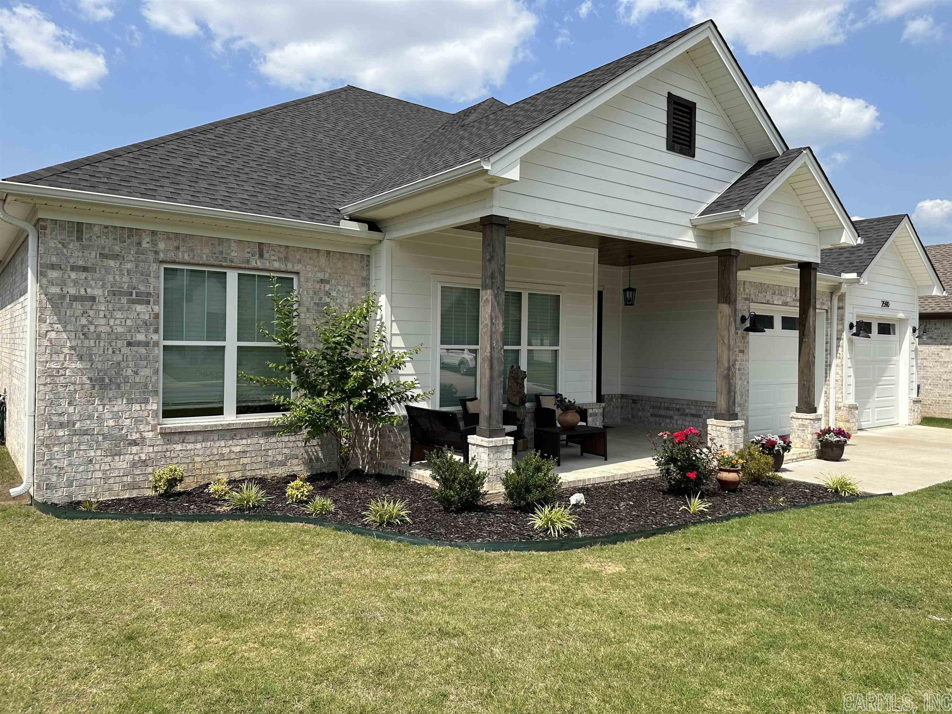 ROBYNMAR - Residential