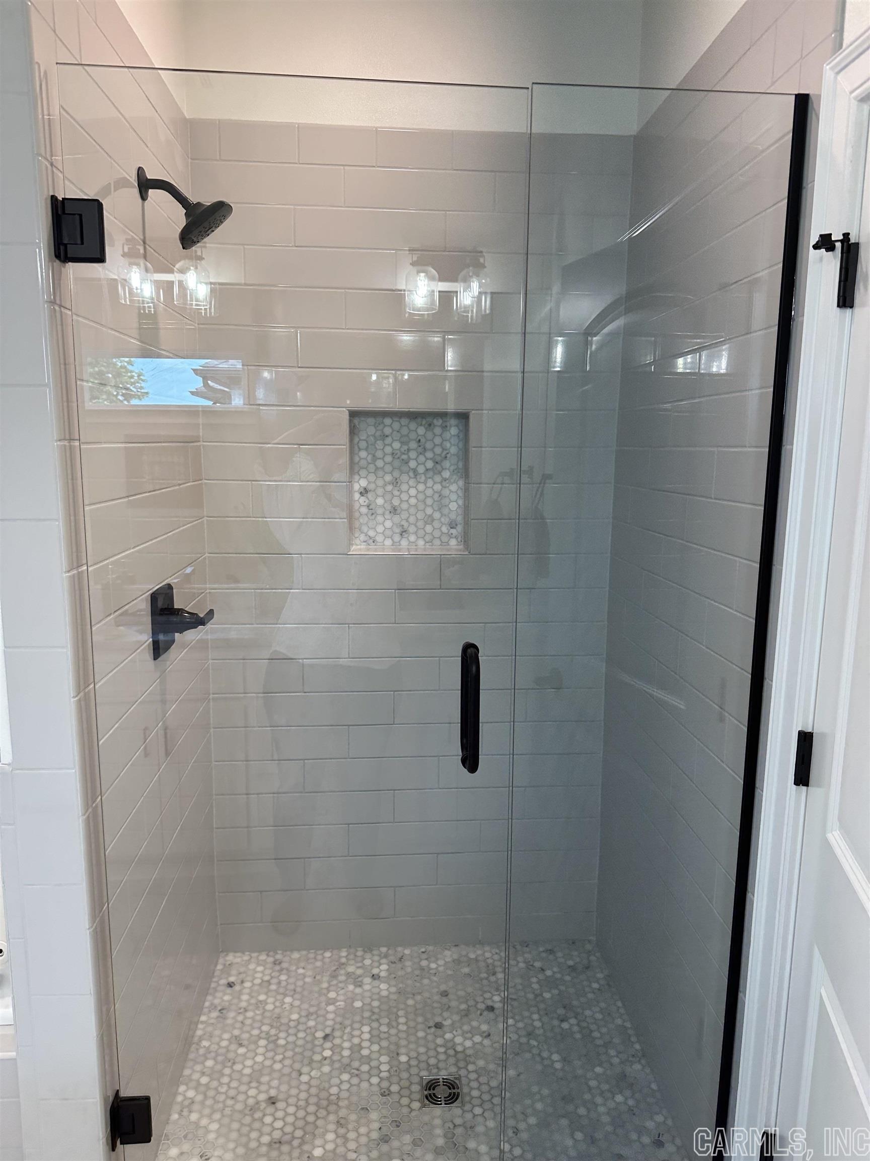 ROBYNMAR - Residential