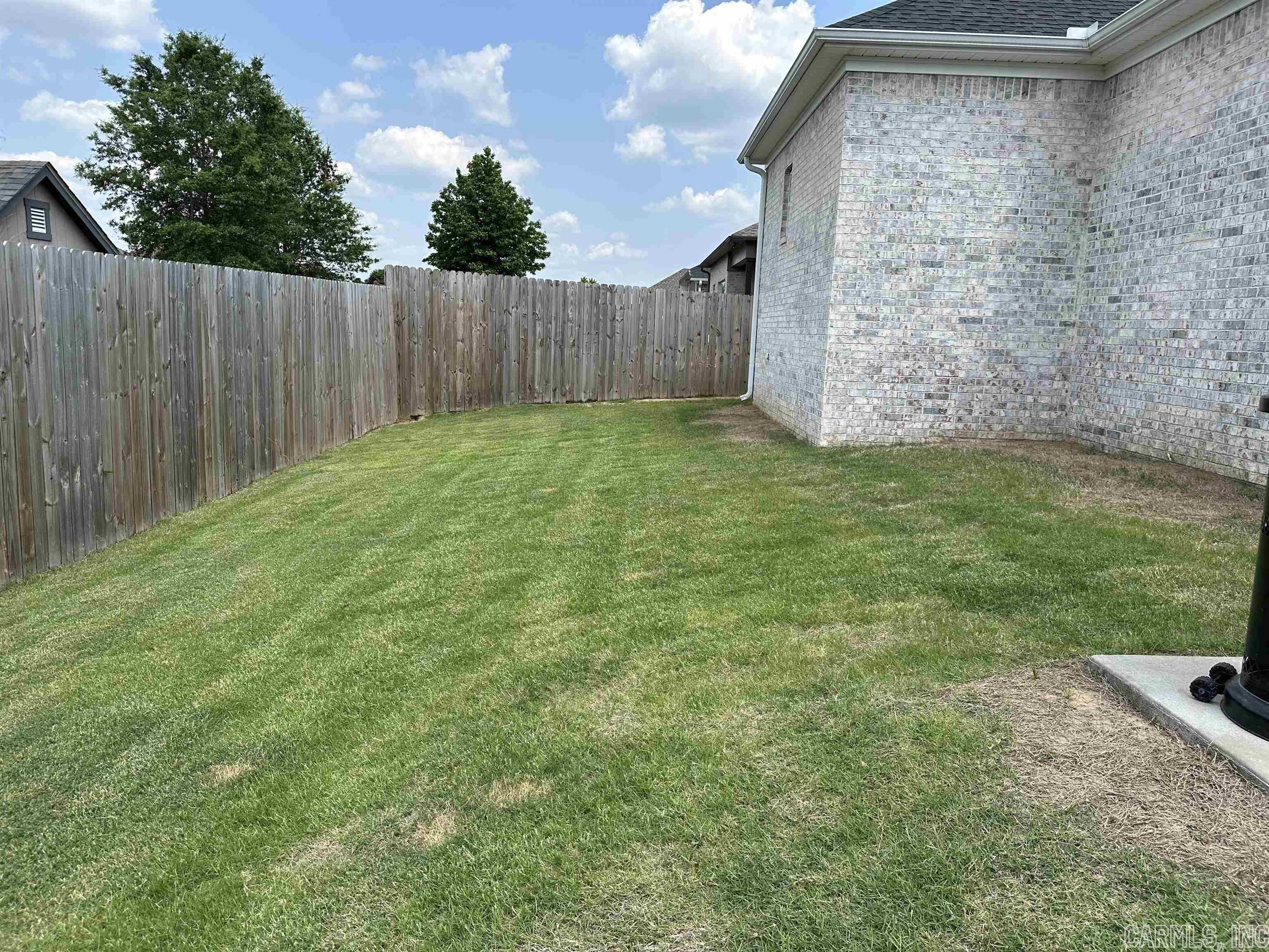 ROBYNMAR - Residential