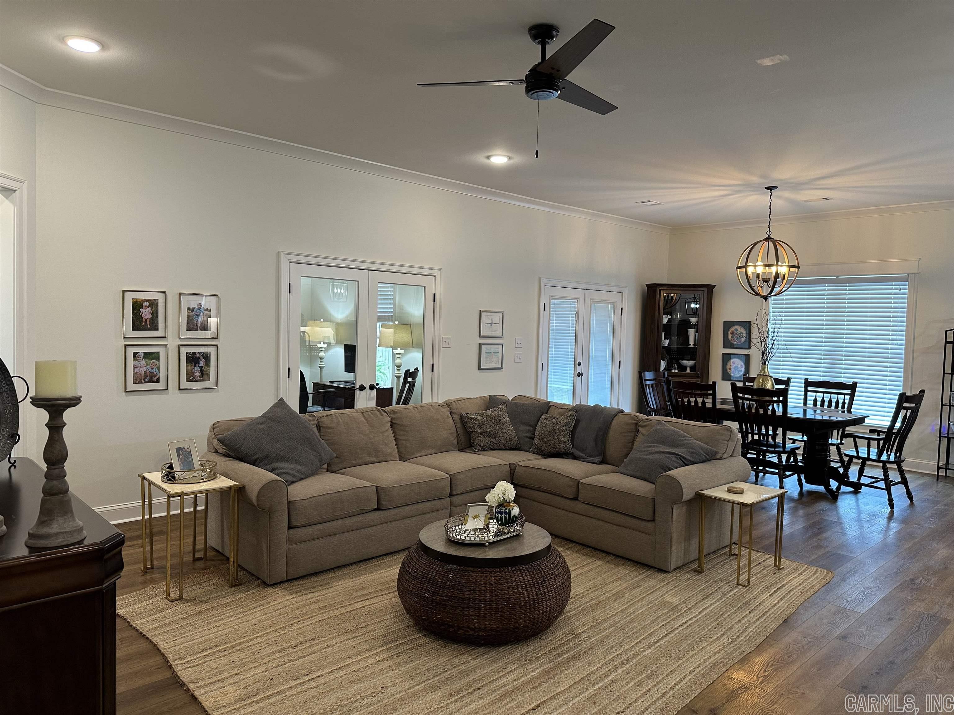 ROBYNMAR - Residential