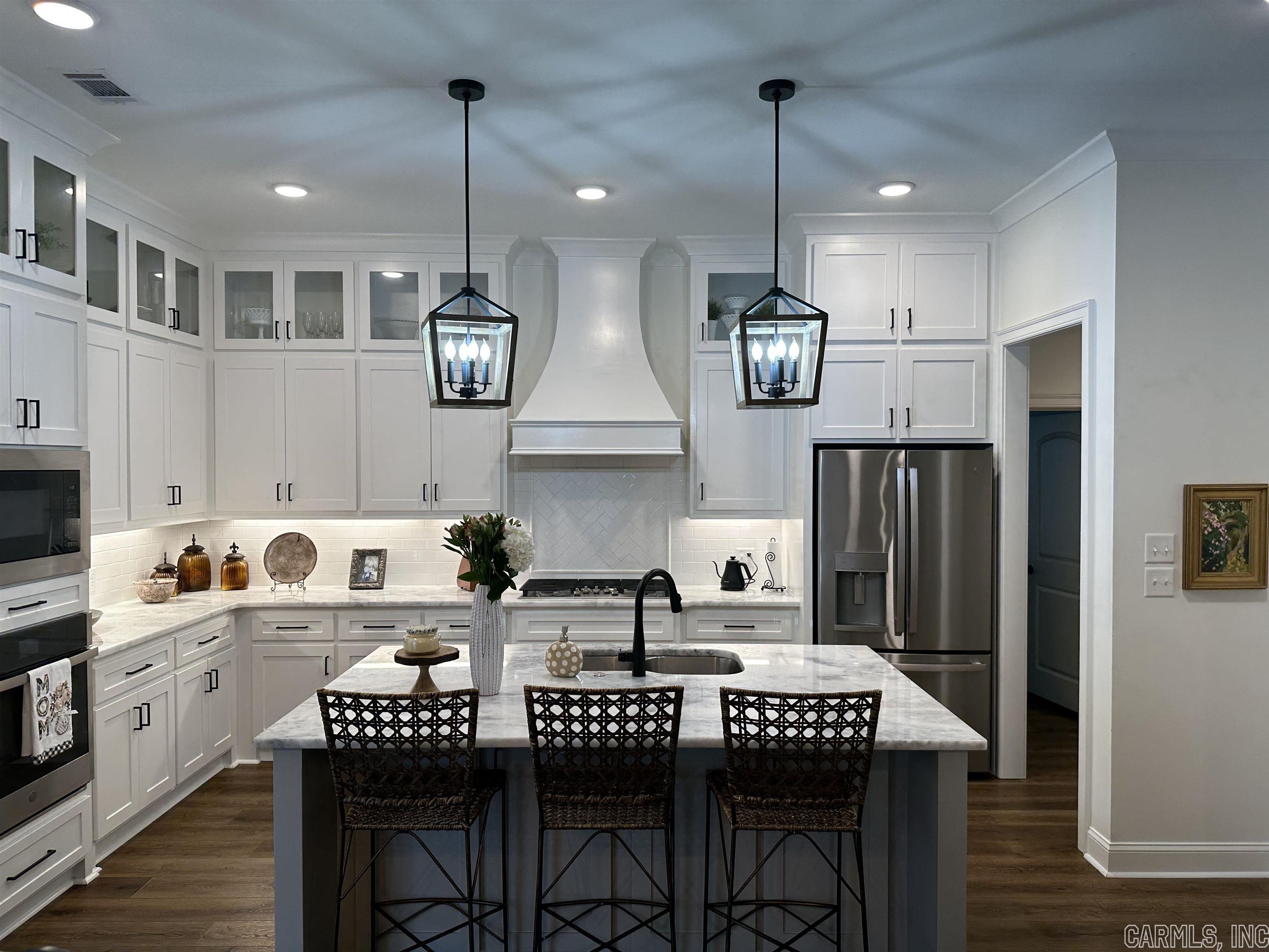 ROBYNMAR - Residential