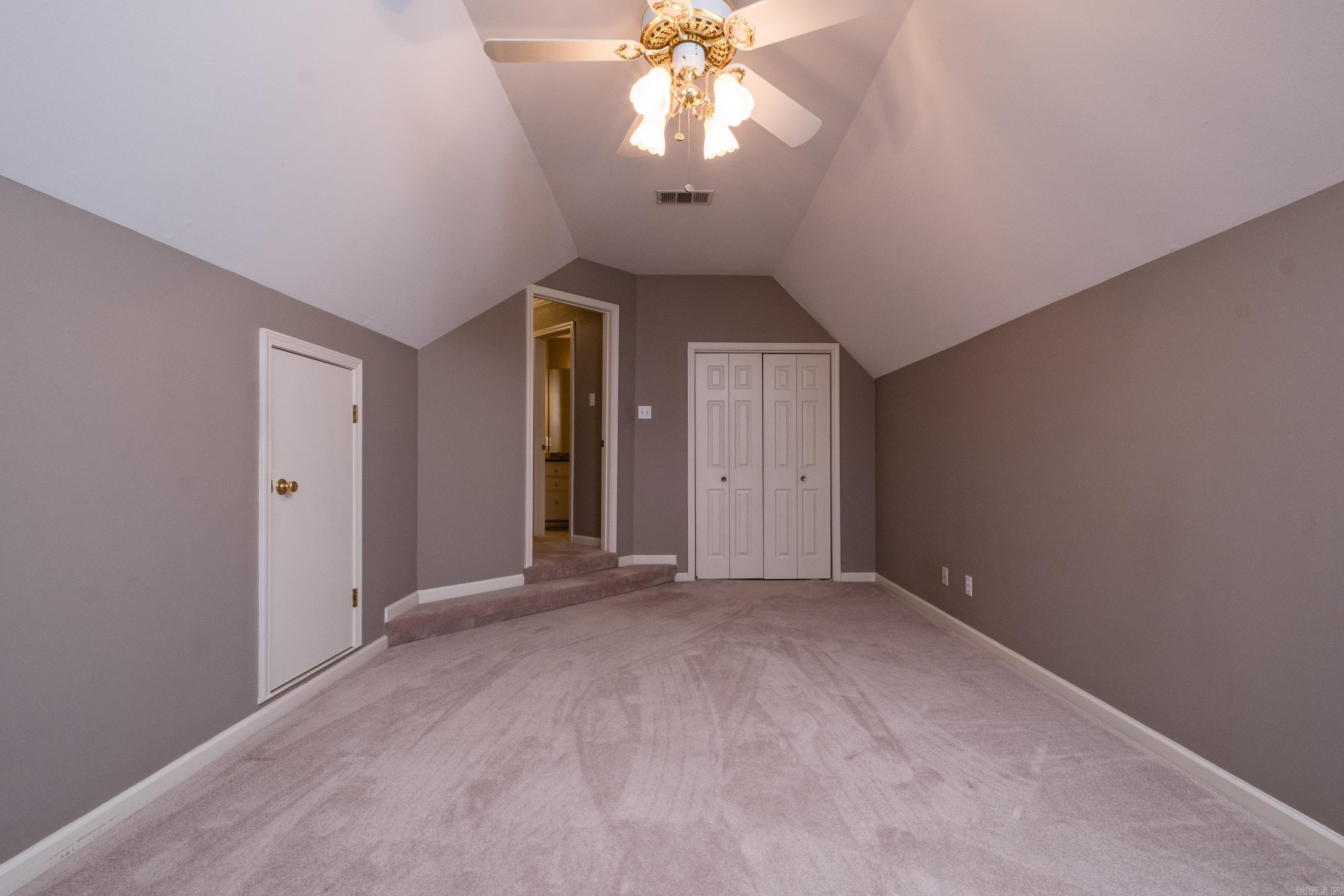 LONGLEA MANOR ADDN - Residential