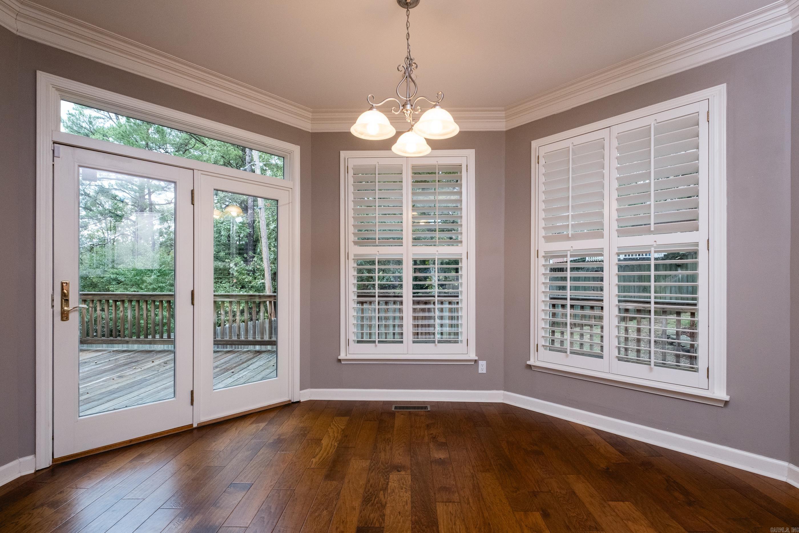 LONGLEA MANOR ADDN - Residential