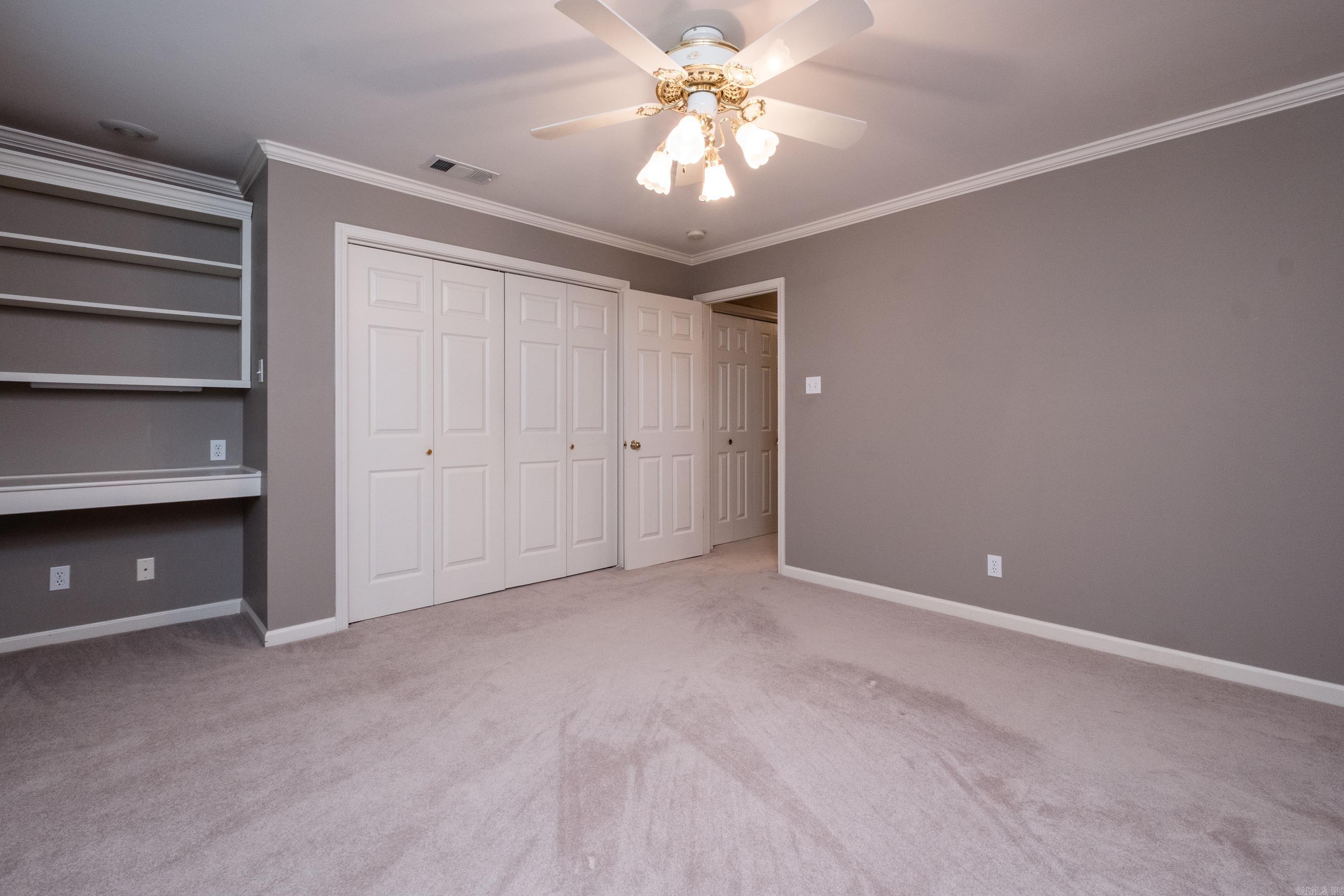 LONGLEA MANOR ADDN - Residential