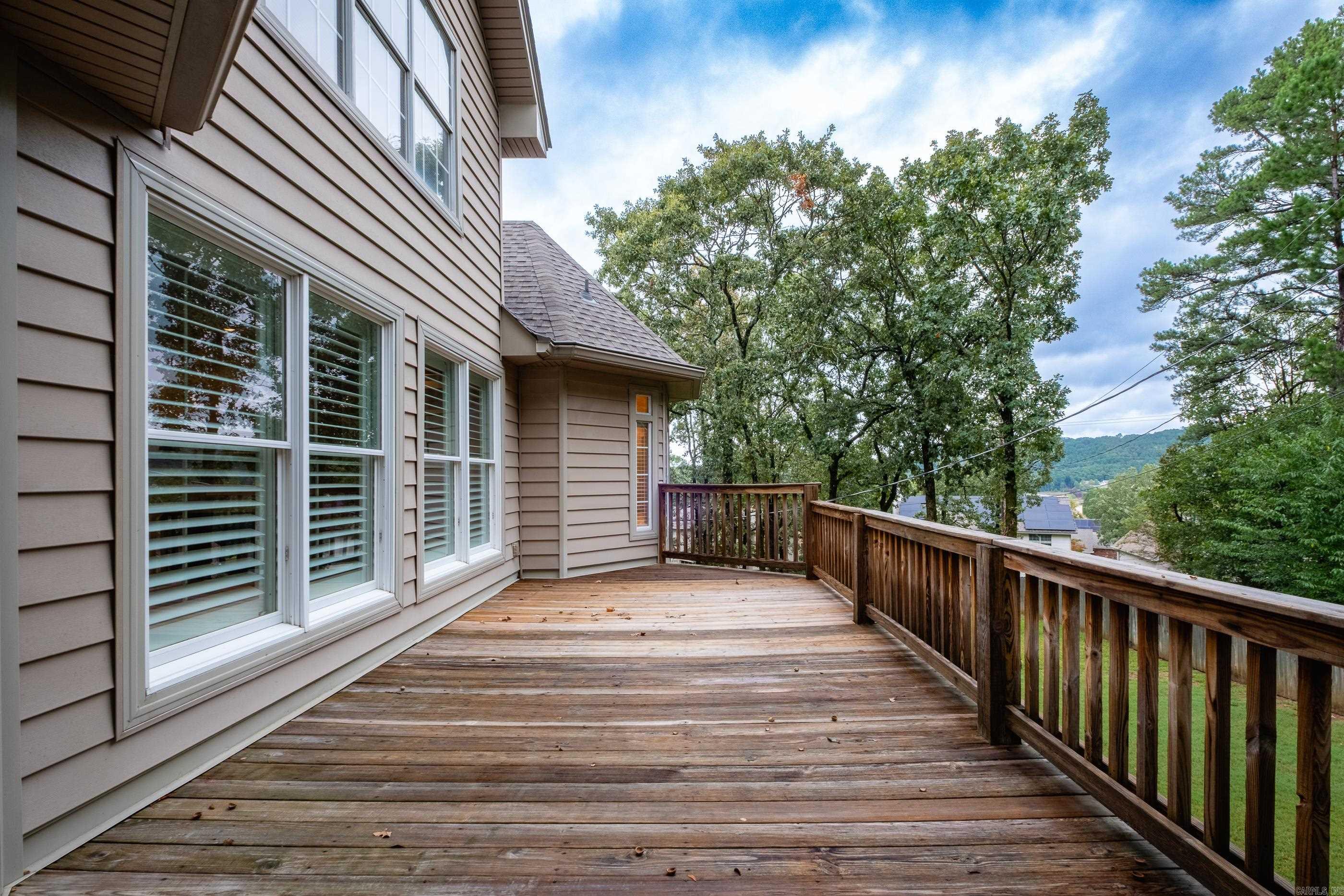 LONGLEA MANOR ADDN - Residential