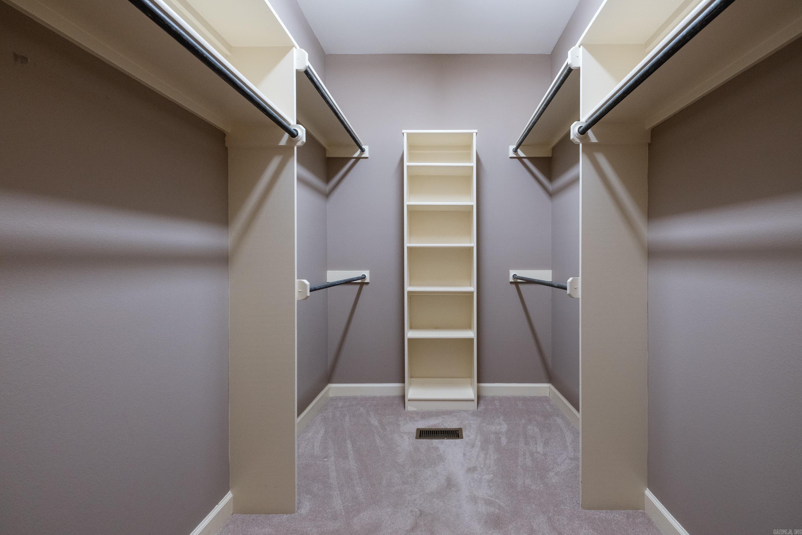 LONGLEA MANOR ADDN - Residential