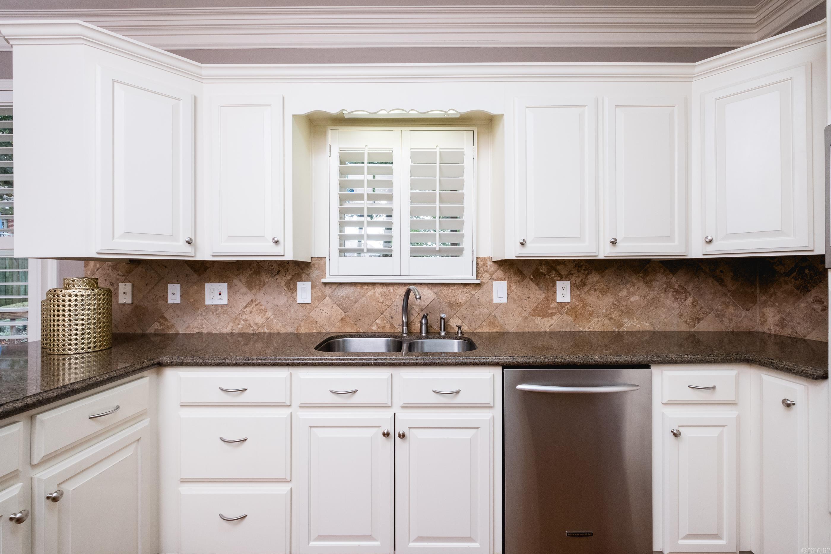 LONGLEA MANOR ADDN - Residential