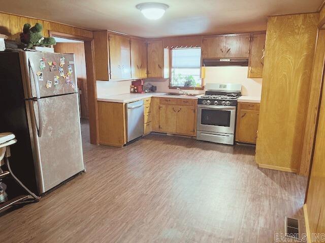 Metes & Bounds - Residential Income