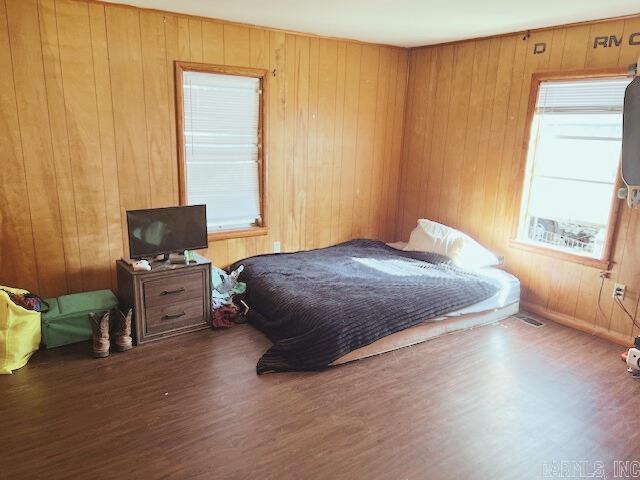 Metes & Bounds - Residential Income