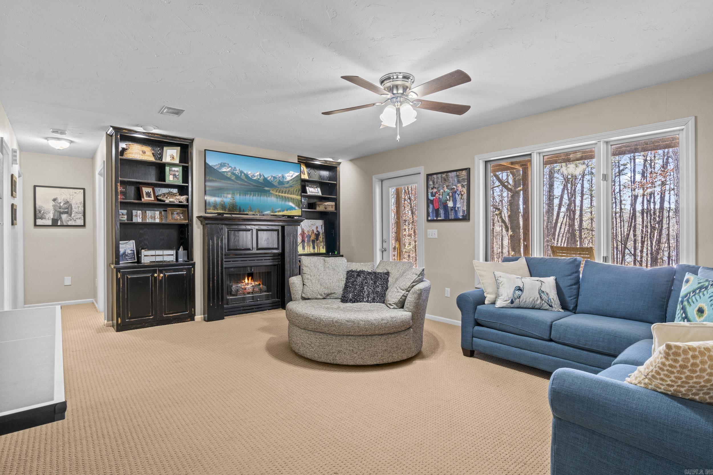 BELOIT BAY - Residential