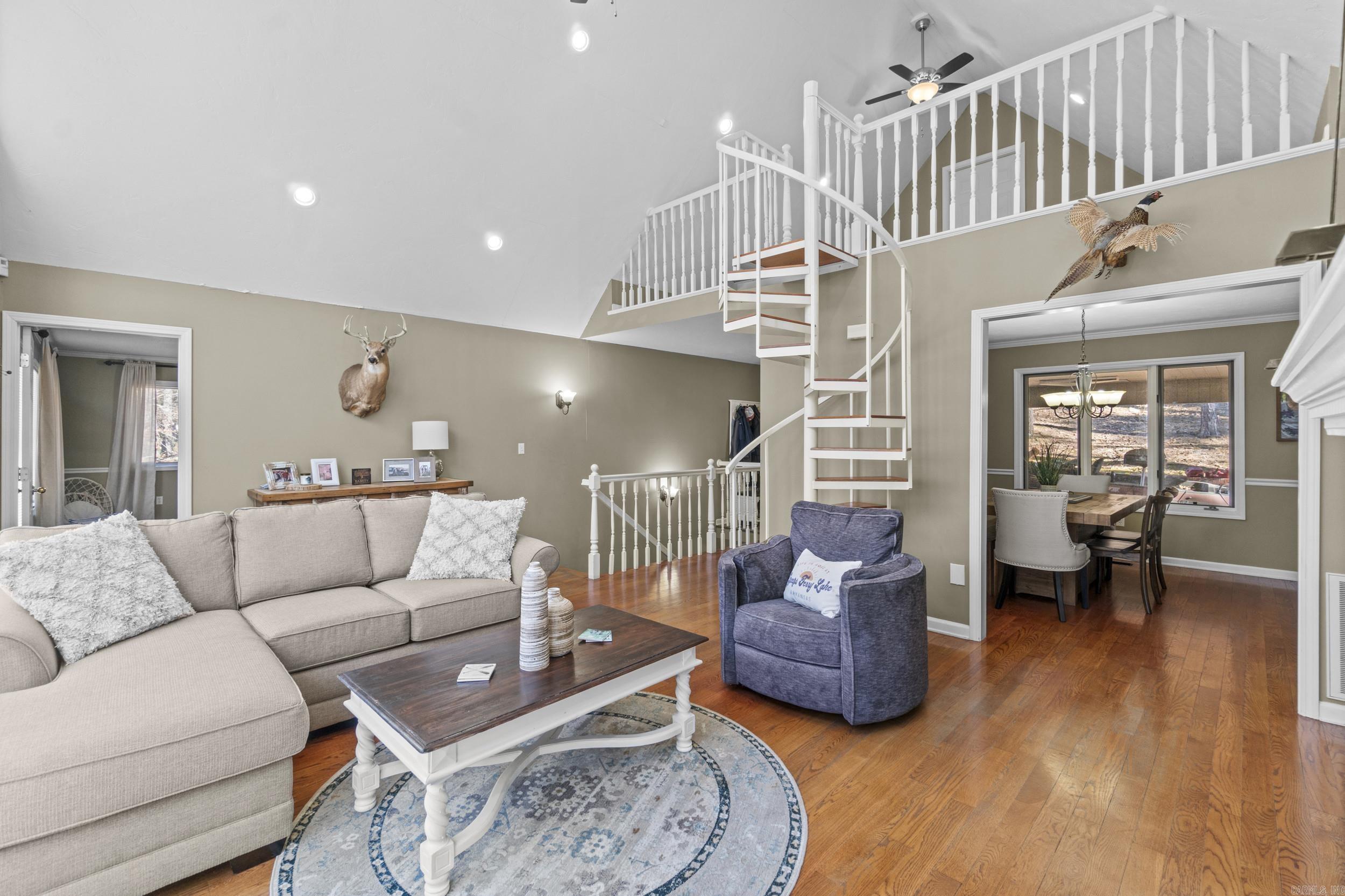 BELOIT BAY - Residential