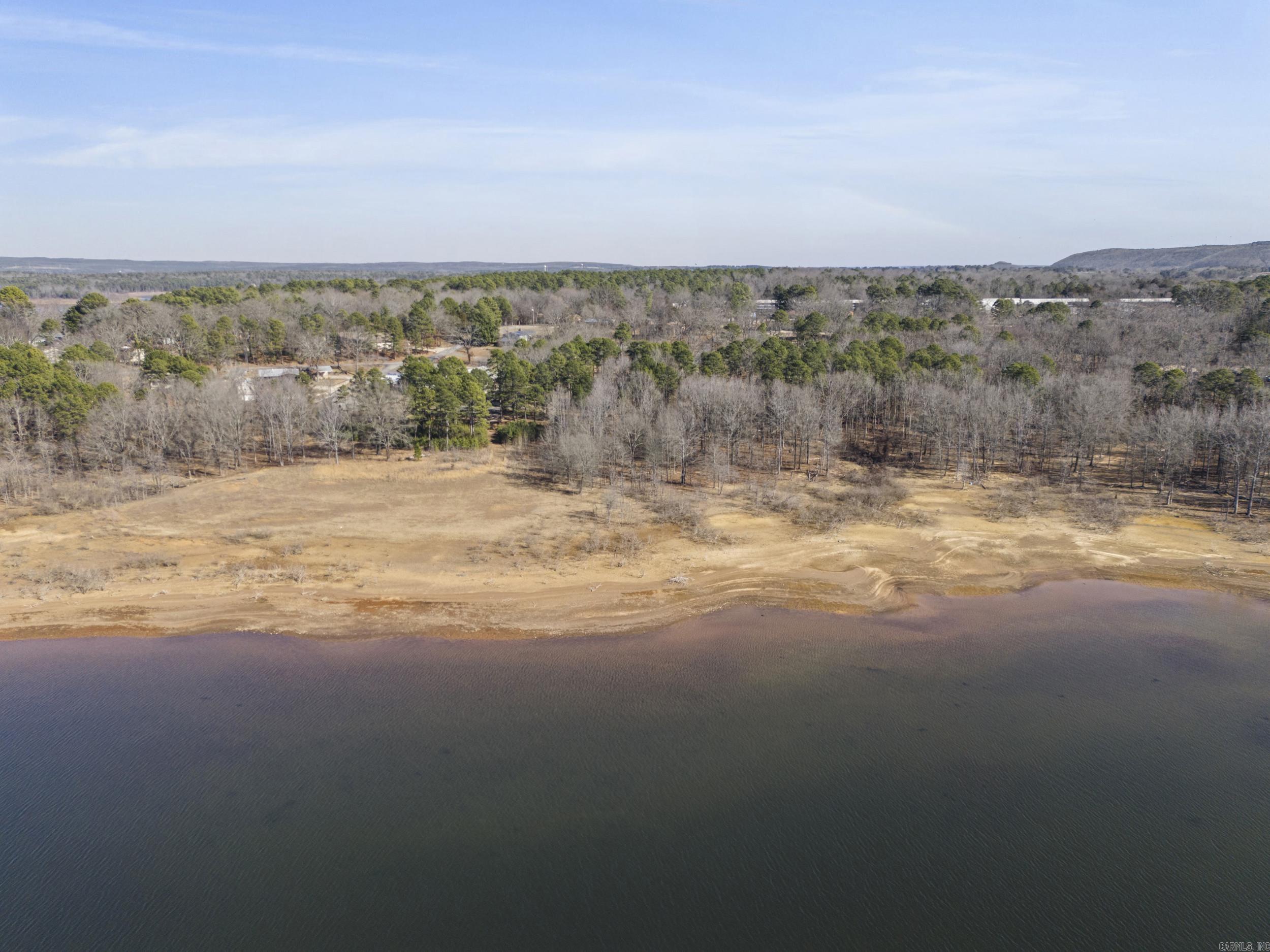 BELOIT BAY - Residential