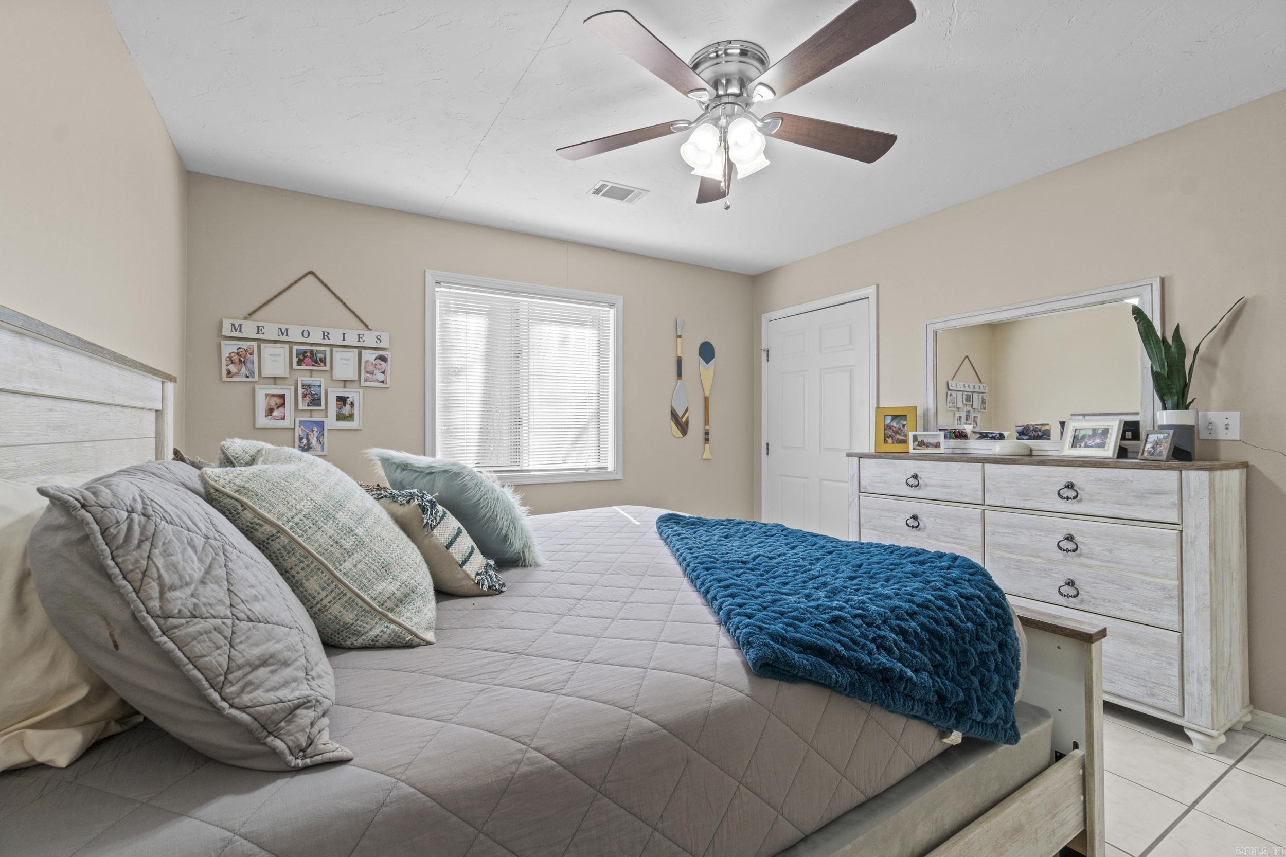 BELOIT BAY - Residential