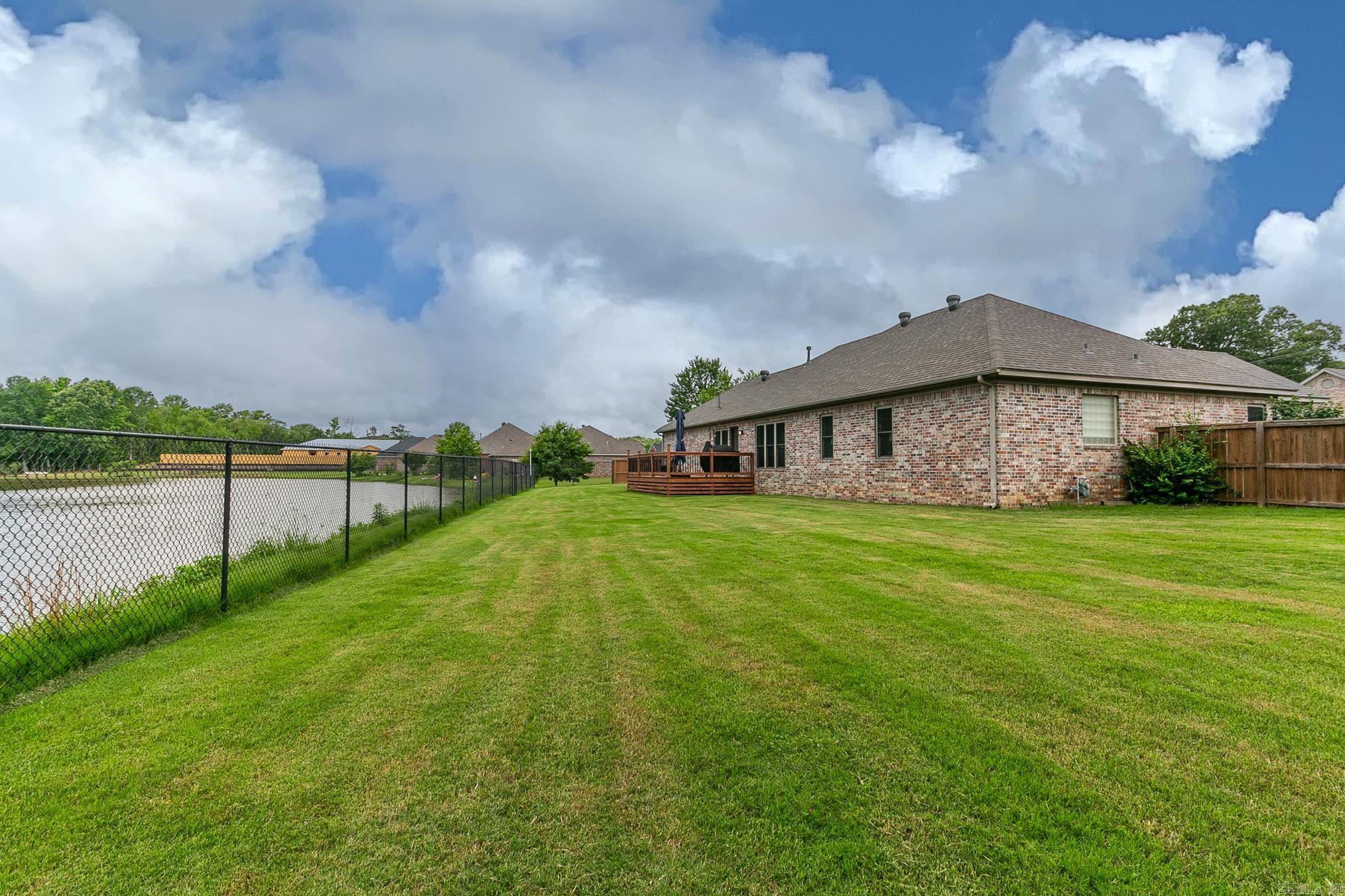 AUSTIN LAKES ON THE BAY ADDN - Residential
