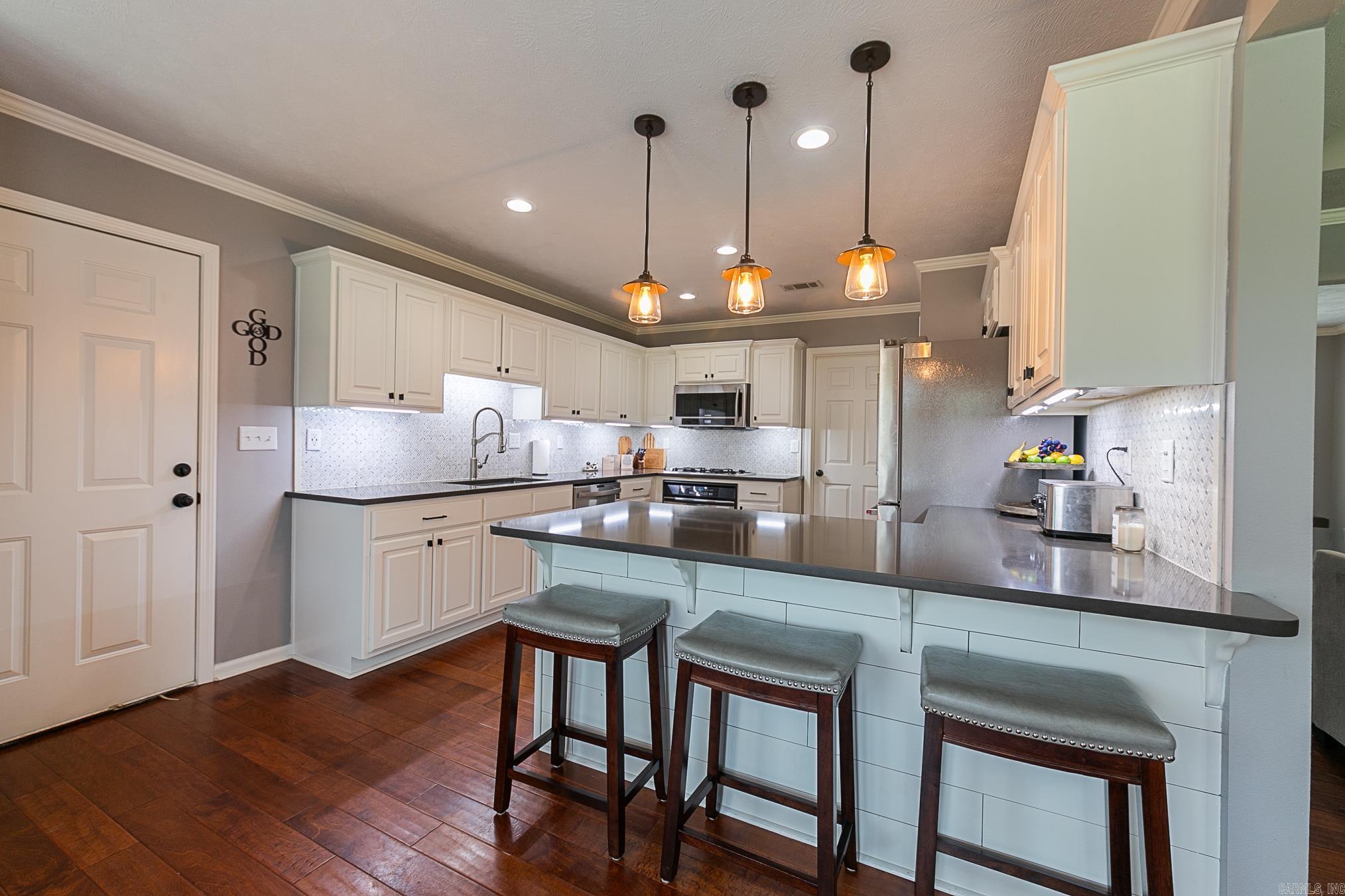 AUSTIN LAKES ON THE BAY ADDN - Residential