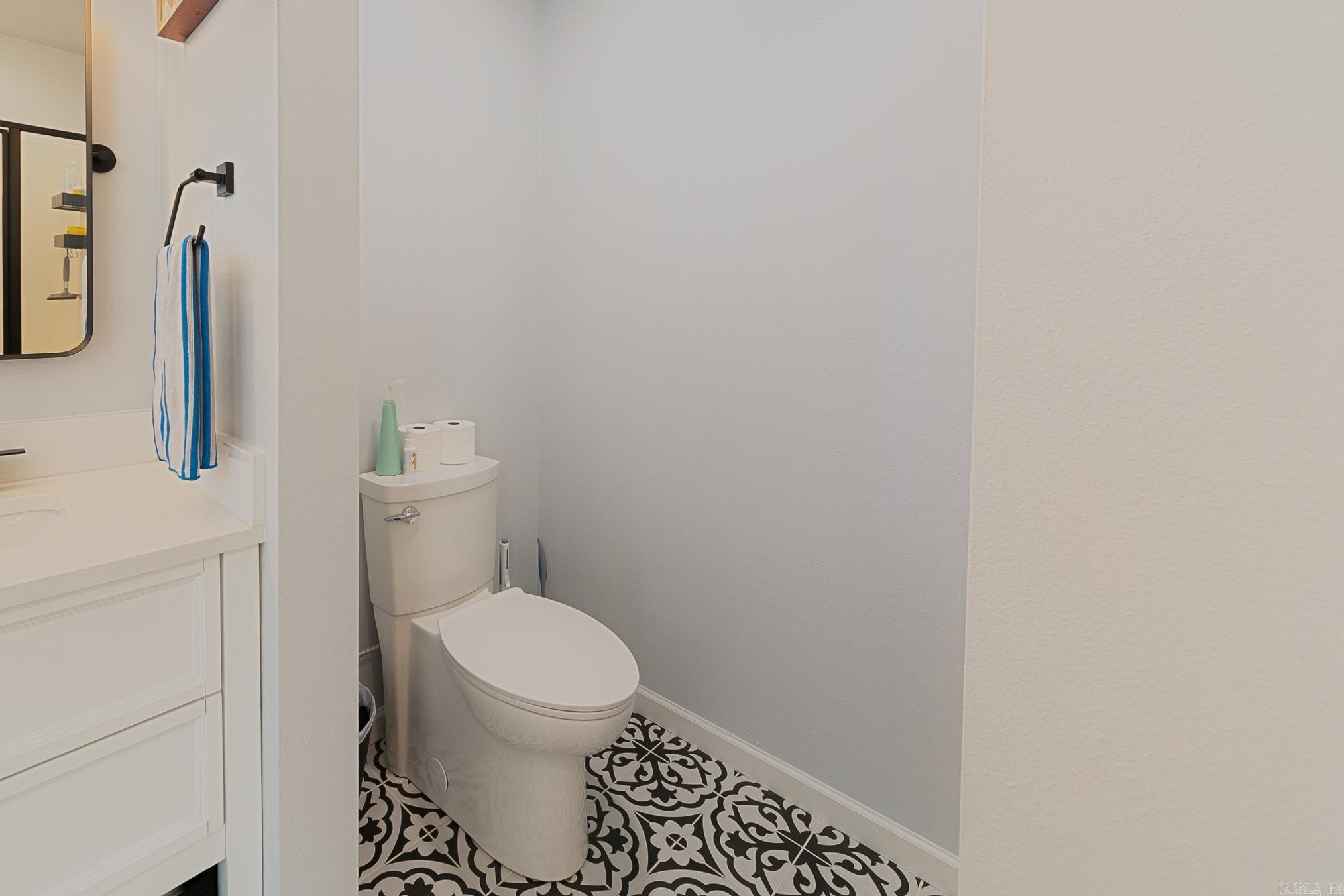 AUSTIN LAKES ON THE BAY ADDN - Residential