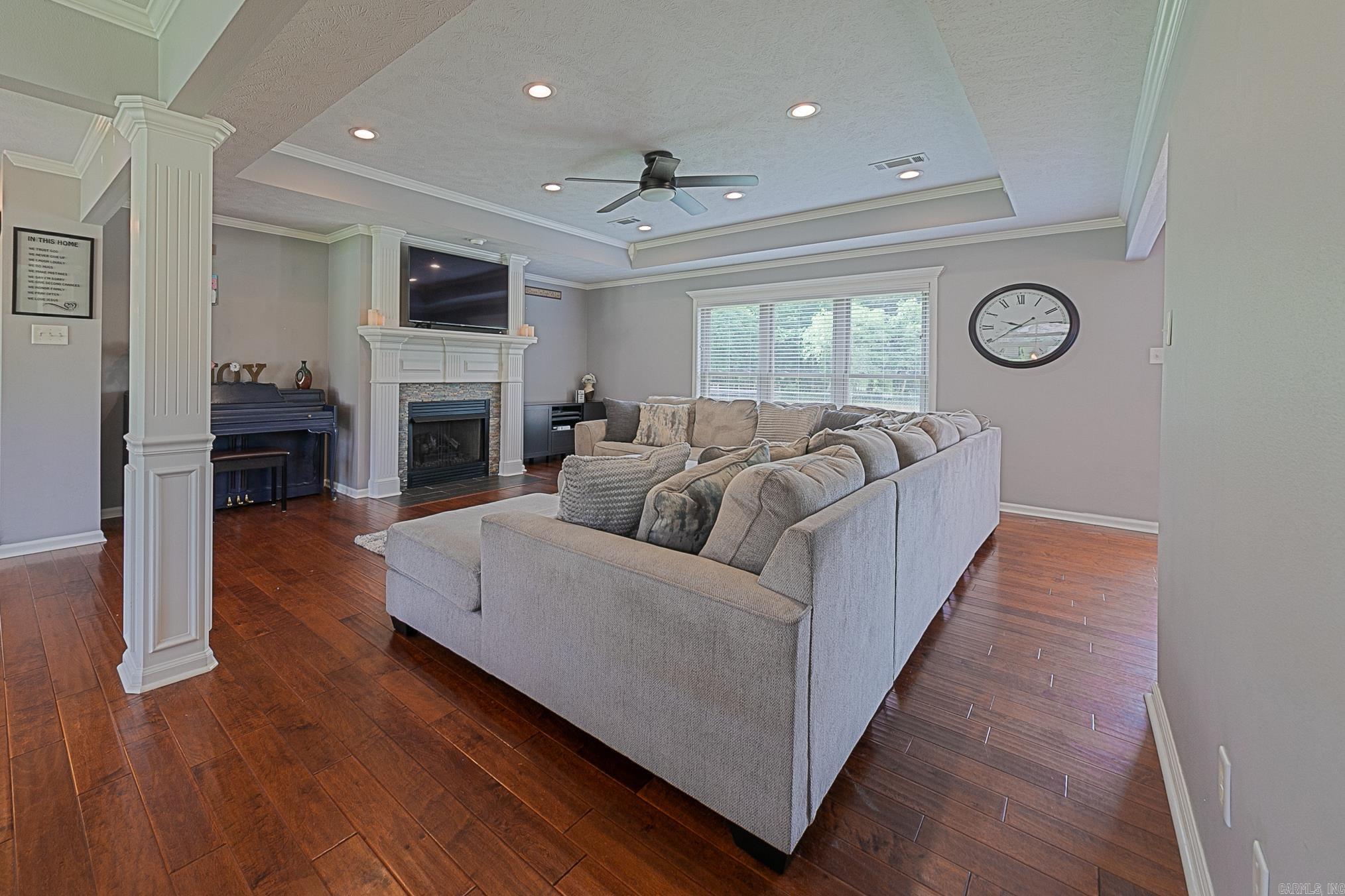 AUSTIN LAKES ON THE BAY ADDN - Residential