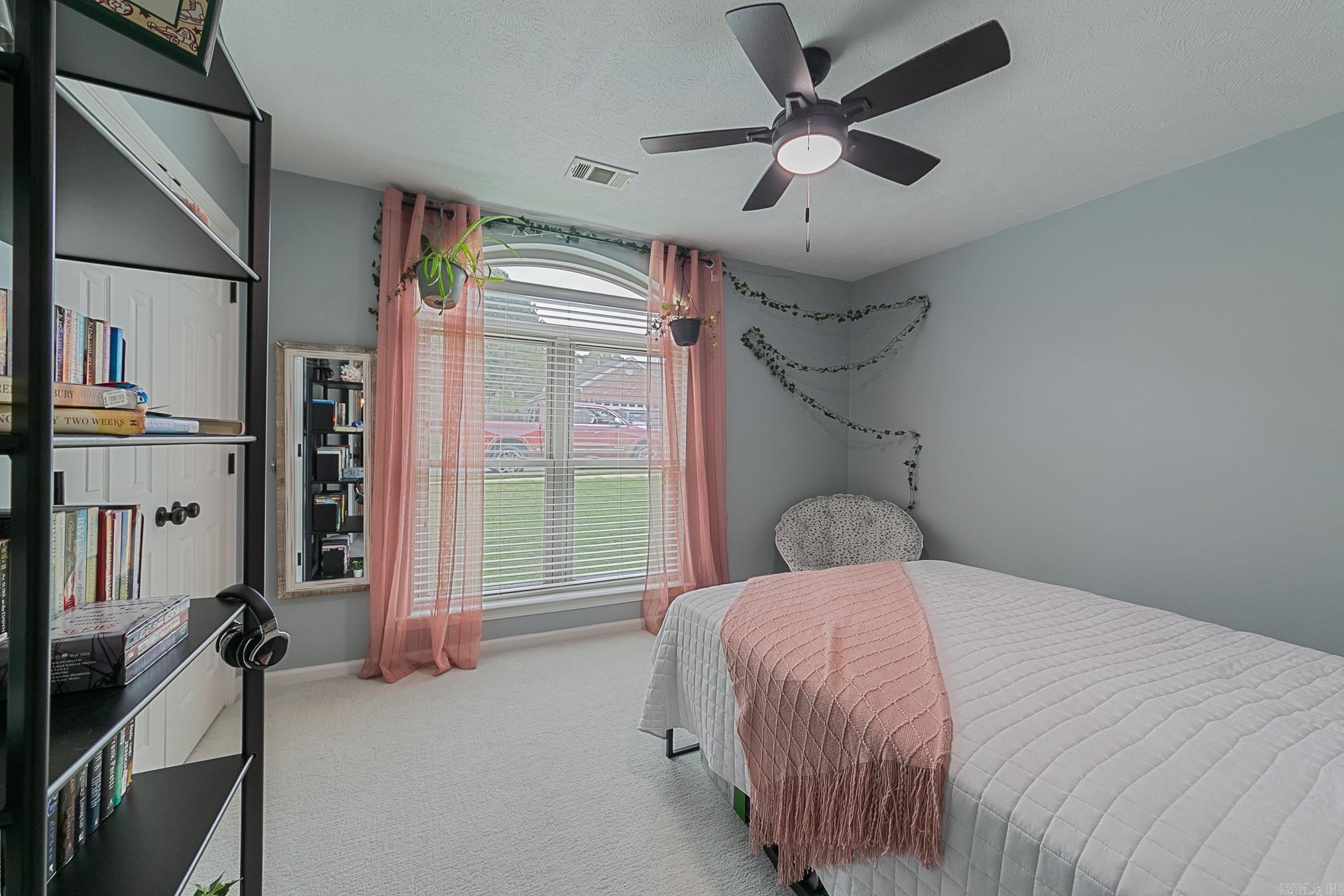 AUSTIN LAKES ON THE BAY ADDN - Residential