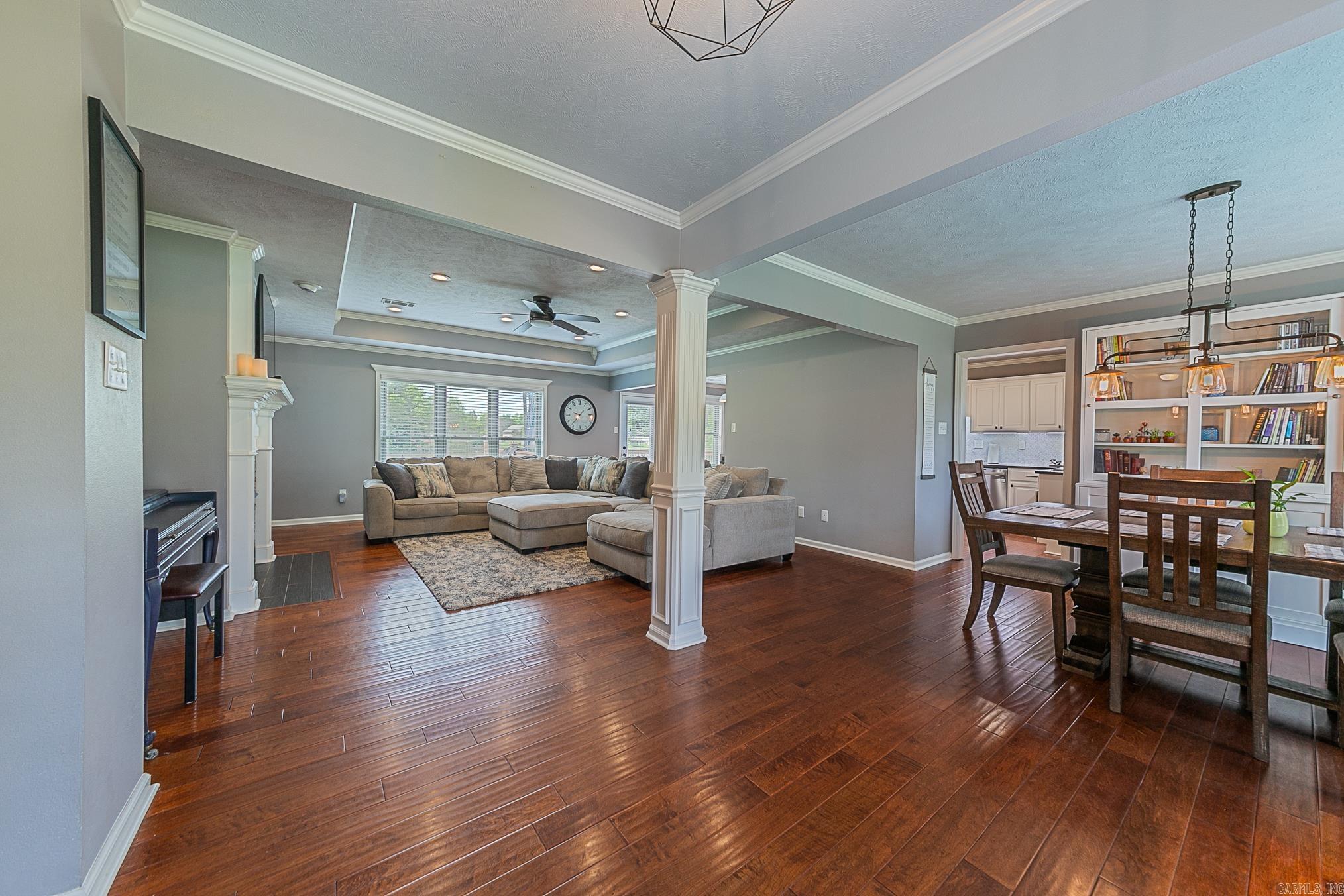 AUSTIN LAKES ON THE BAY ADDN - Residential