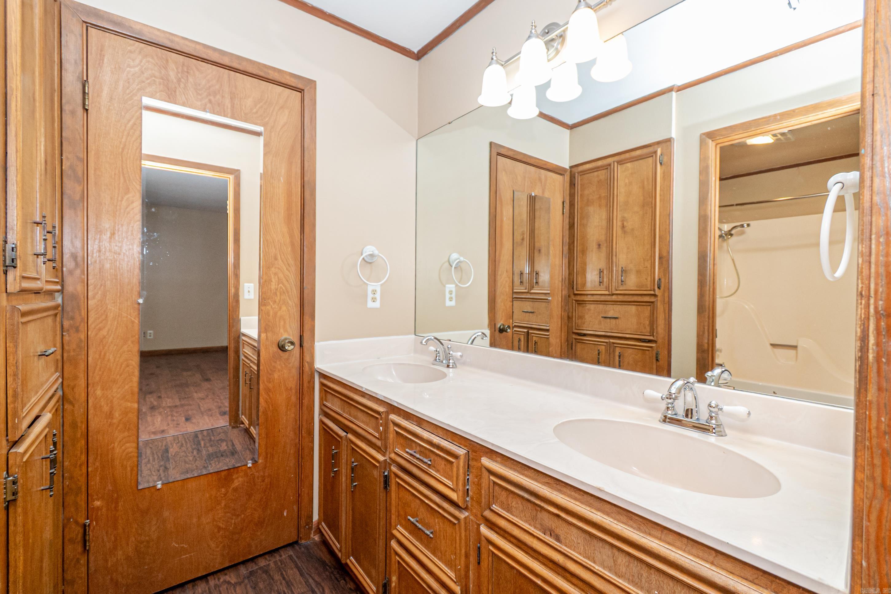 THOMPSON HEIGHTS 4TH S-D - Residential