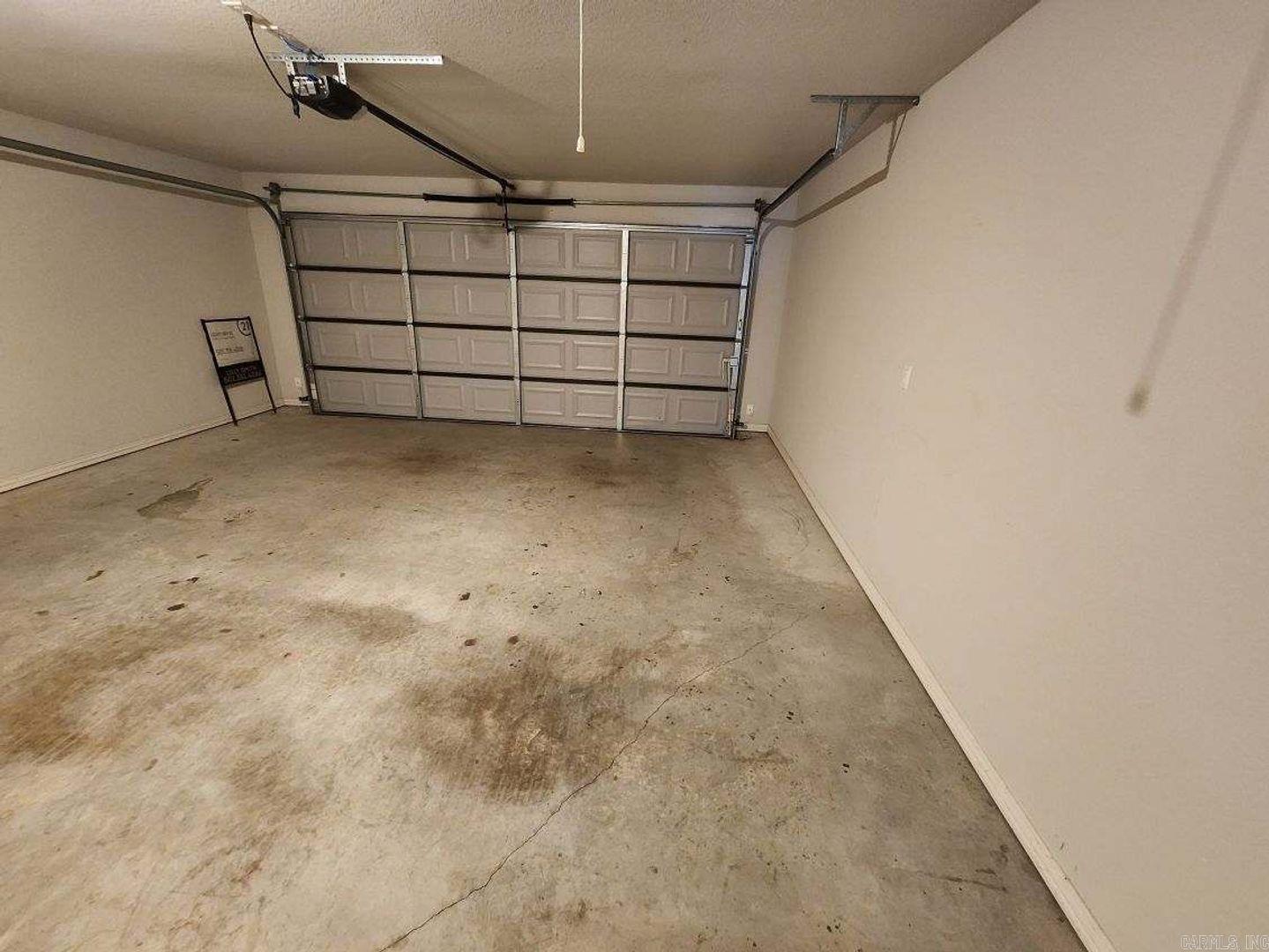 Ivanhoe Estates - Residential Lease