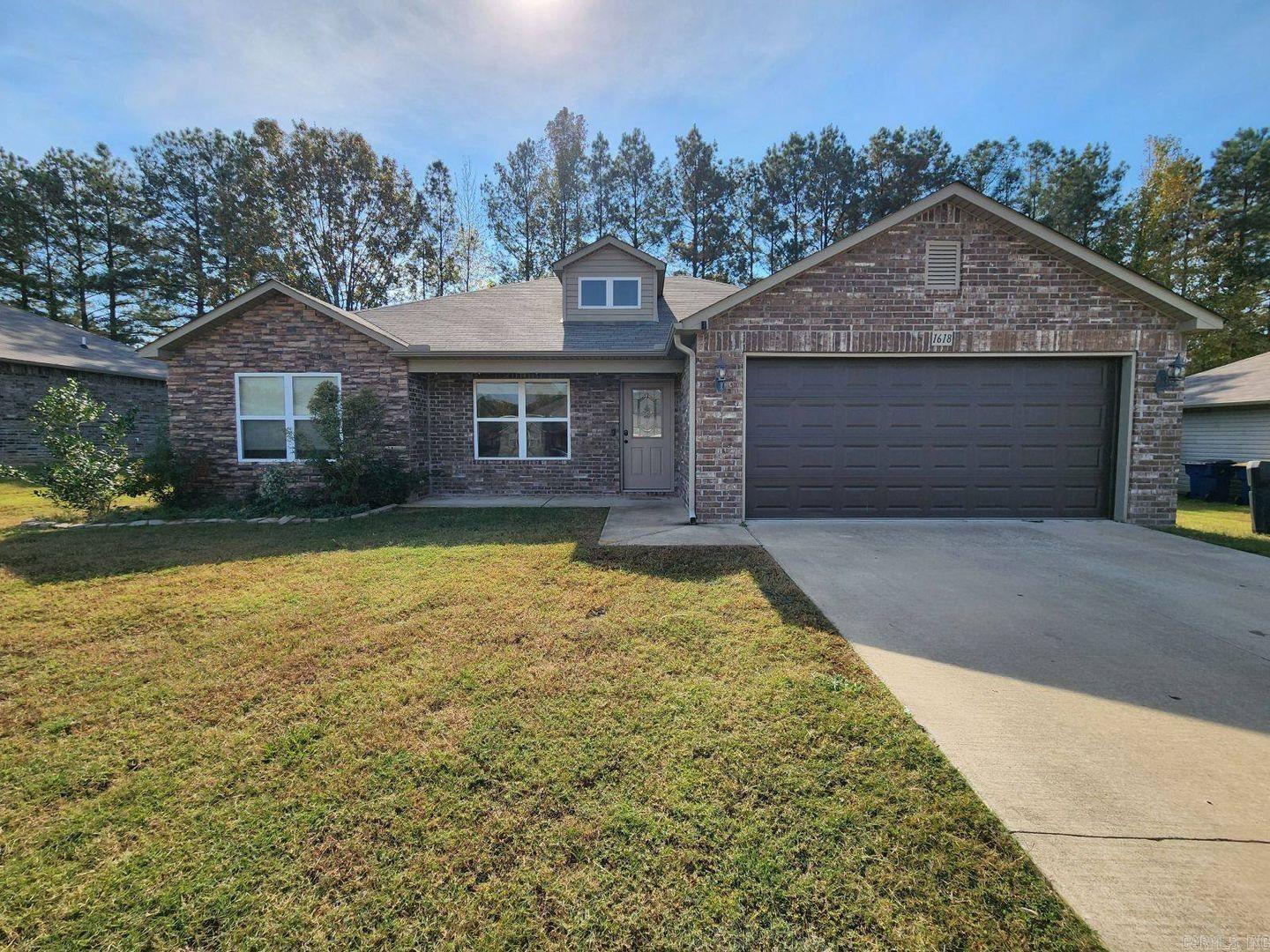 Ivanhoe Estates - Residential Lease