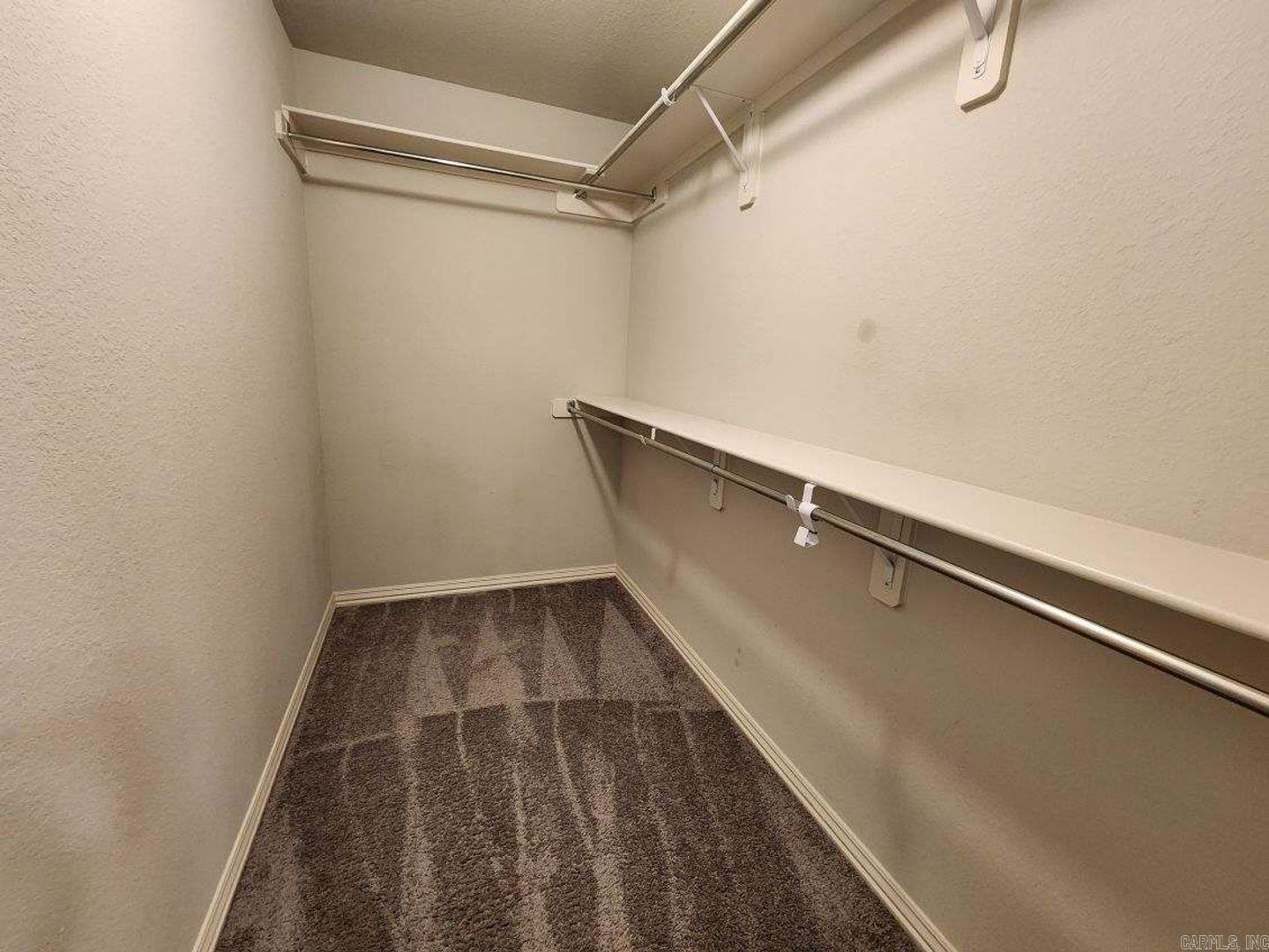 Ivanhoe Estates - Residential Lease