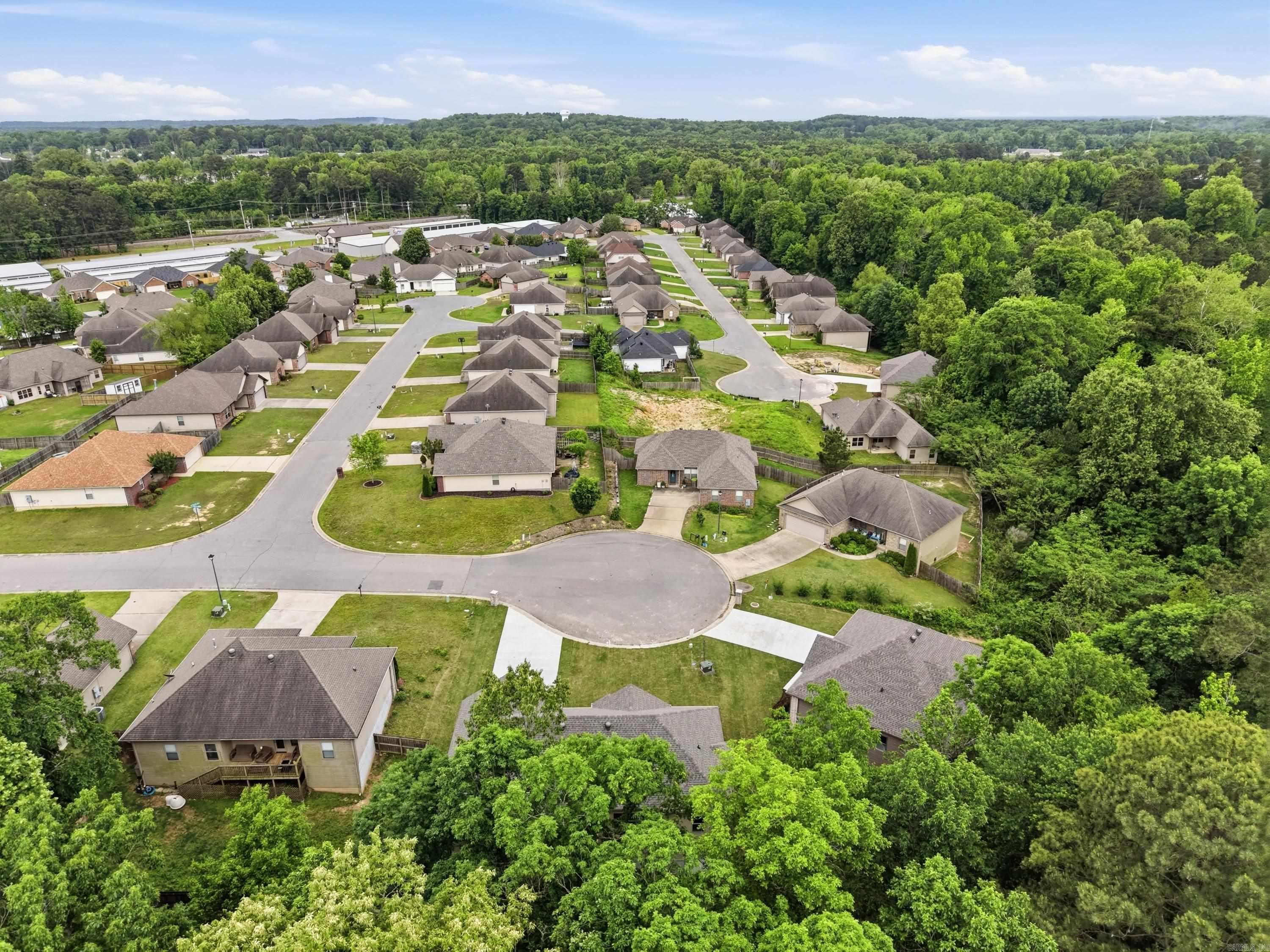 PLEASANT FOREST - Residential