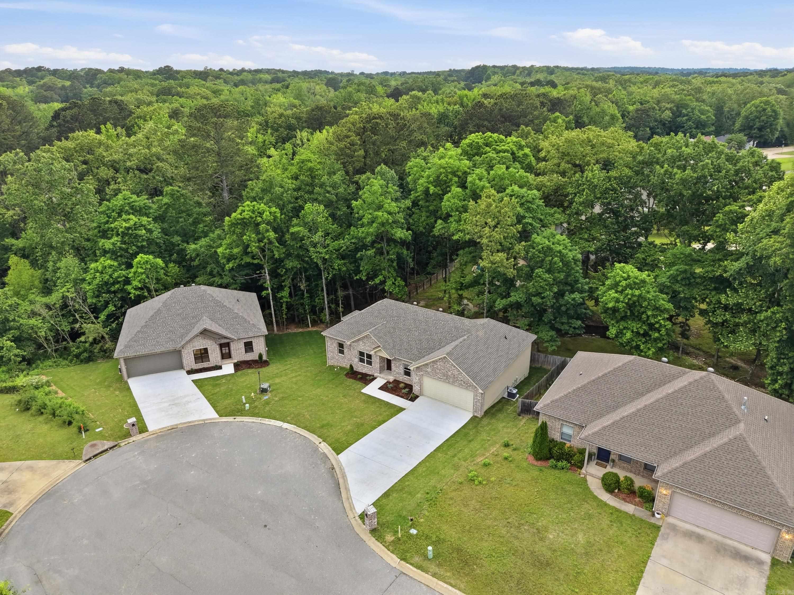 PLEASANT FOREST - Residential