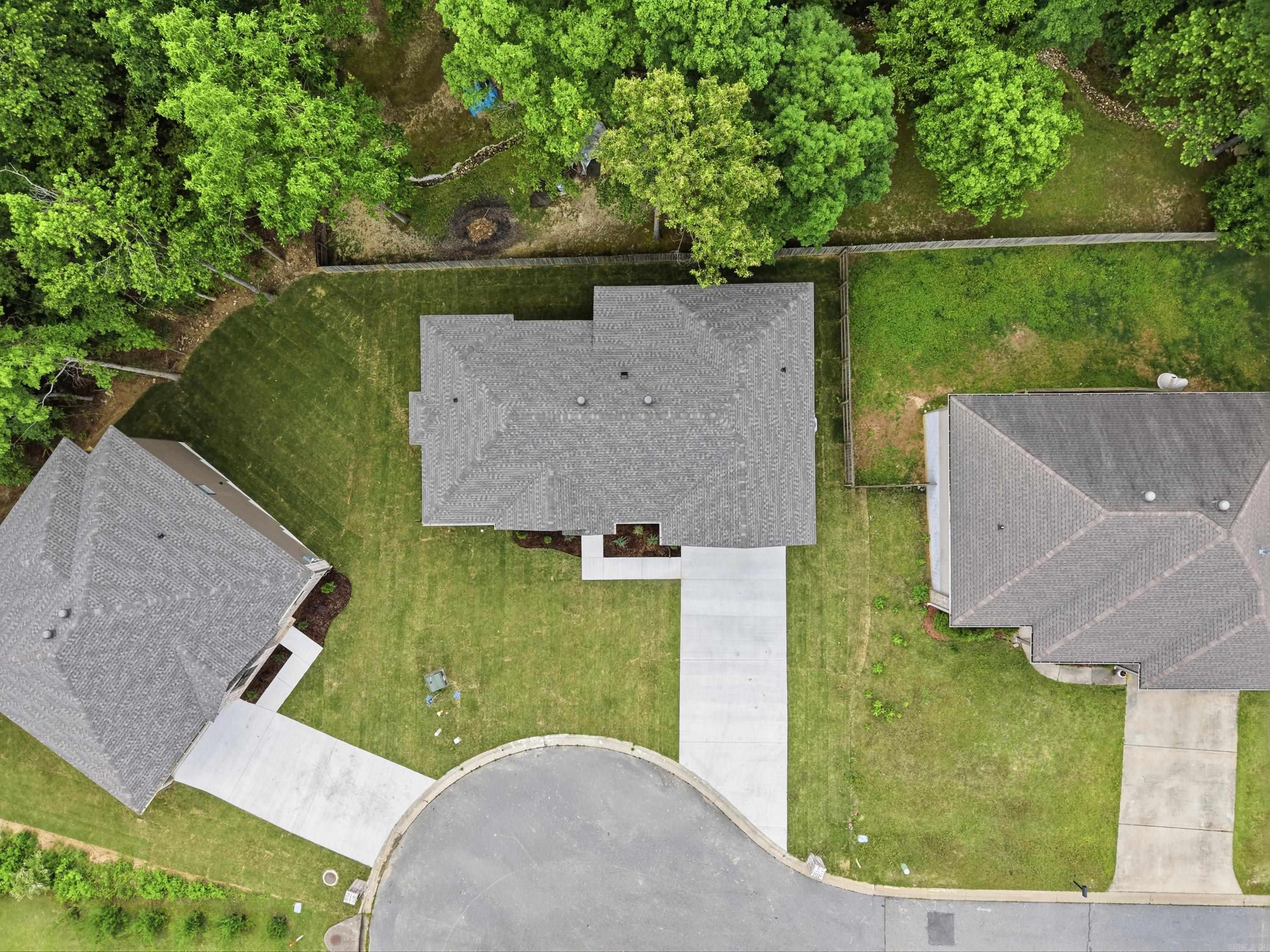 PLEASANT FOREST - Residential