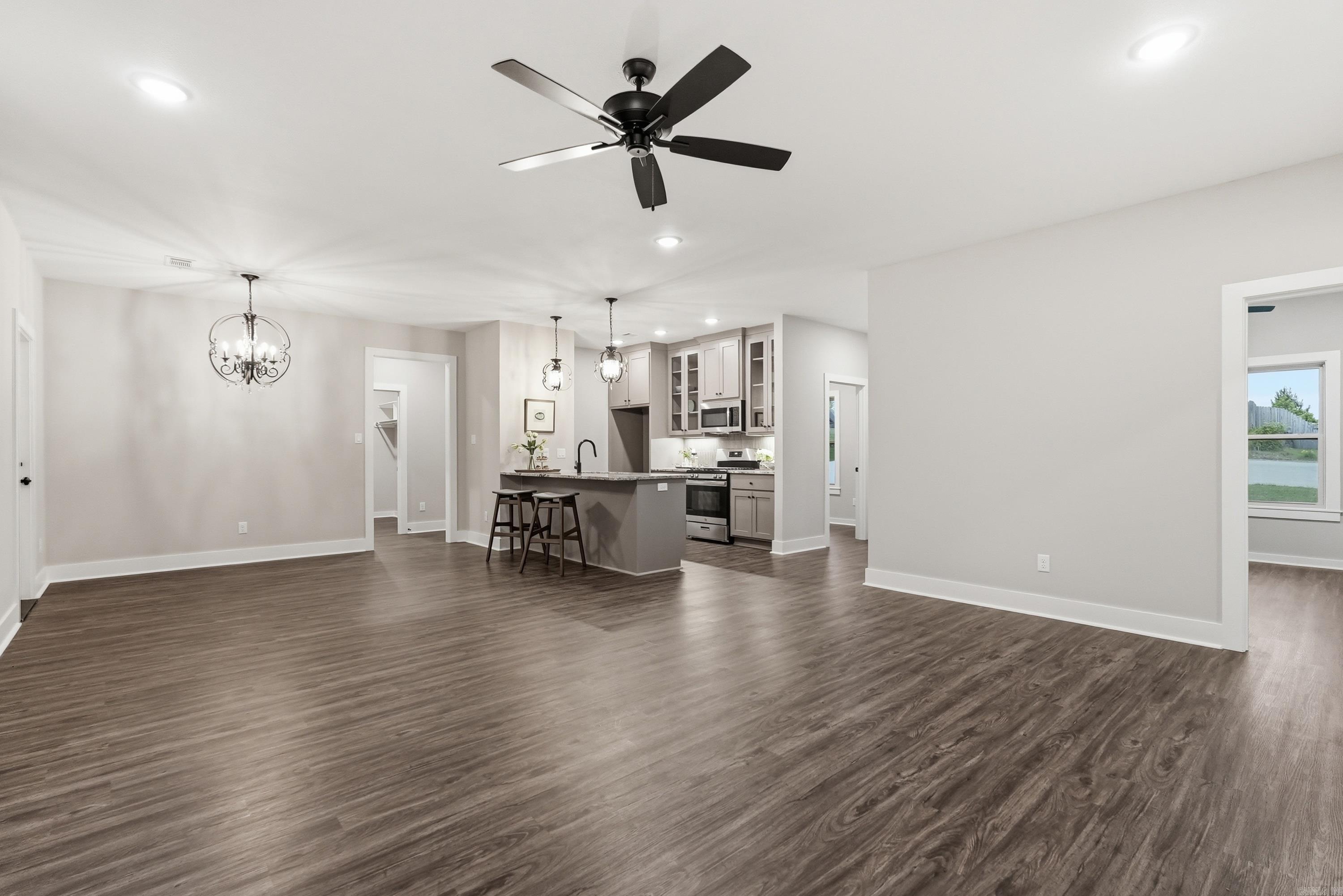 PLEASANT FOREST - Residential