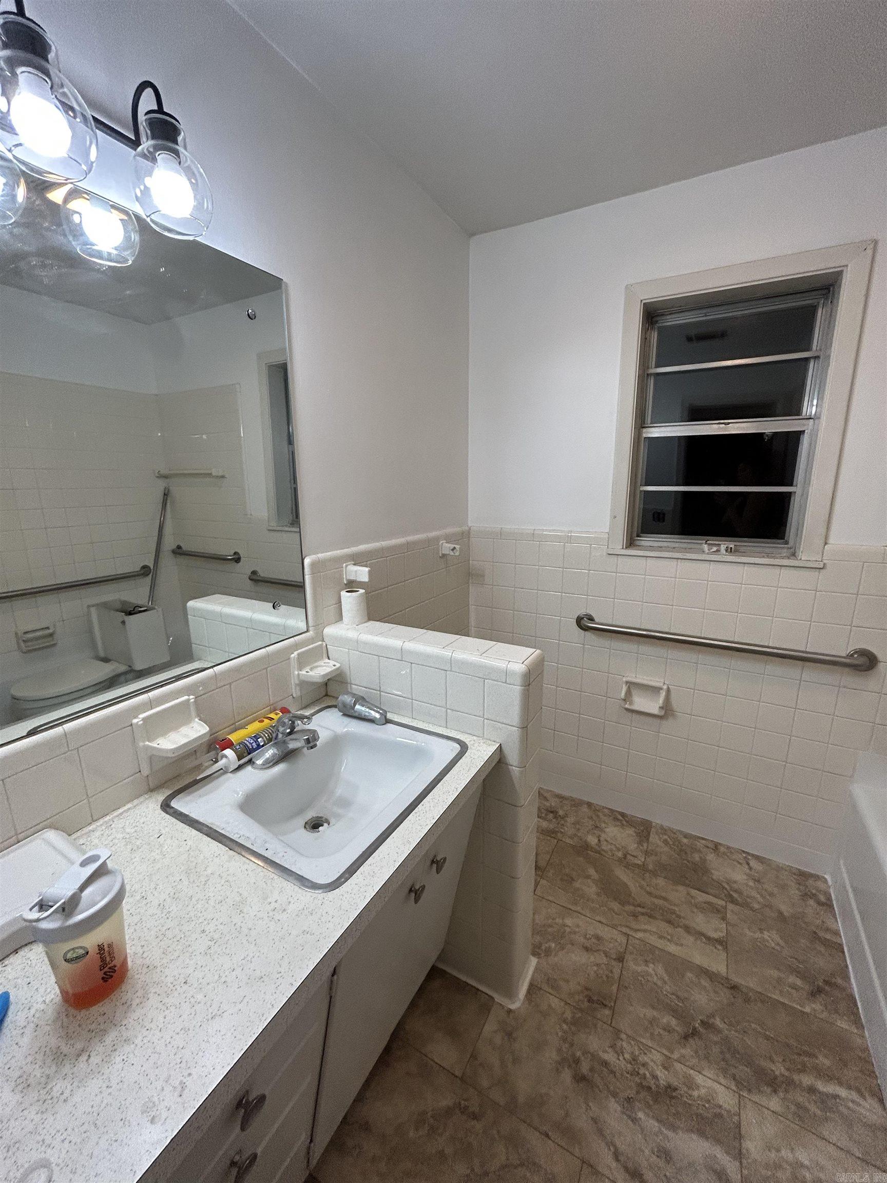 LAMBERT TERRACE - Residential