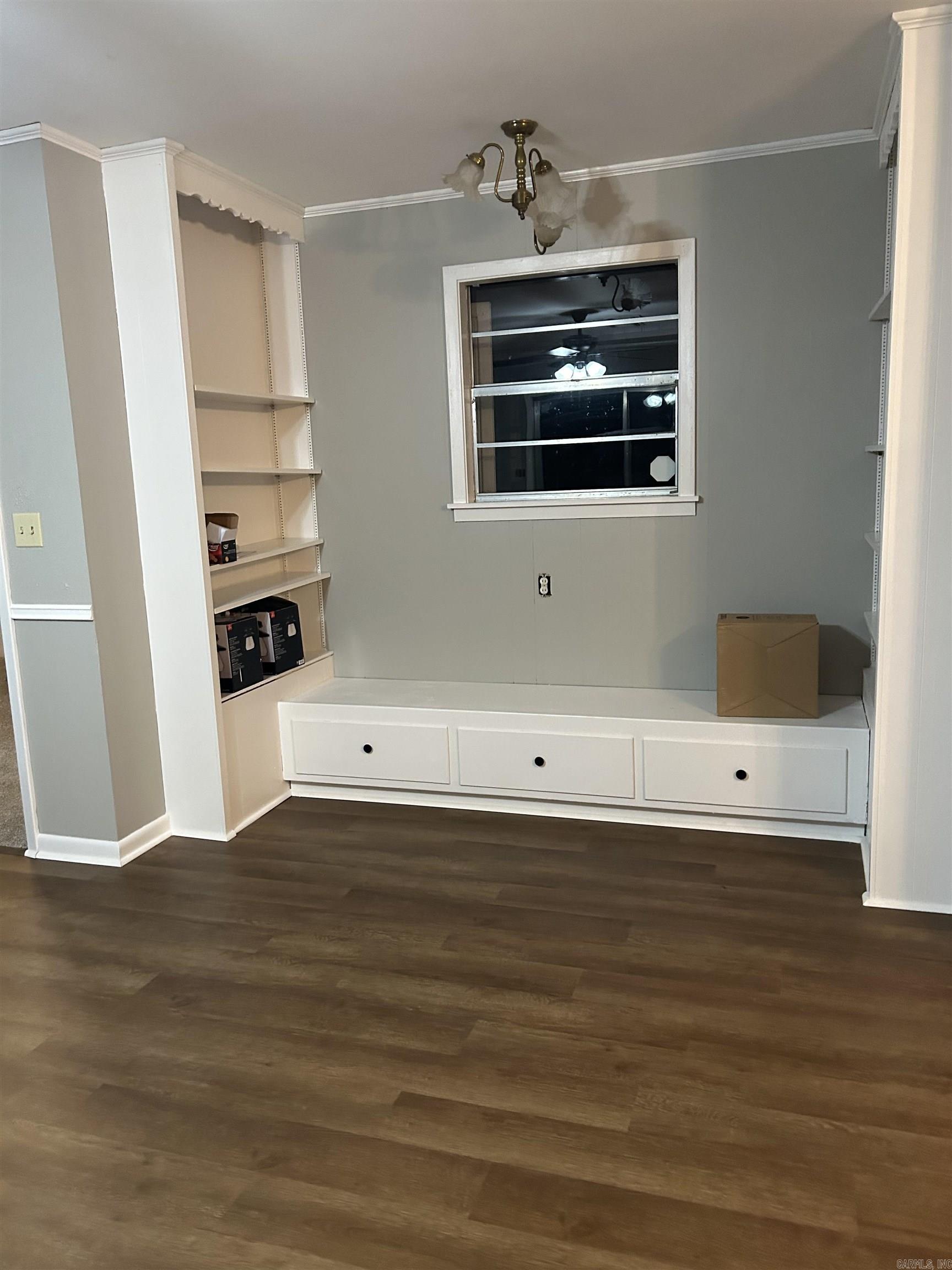 LAMBERT TERRACE - Residential