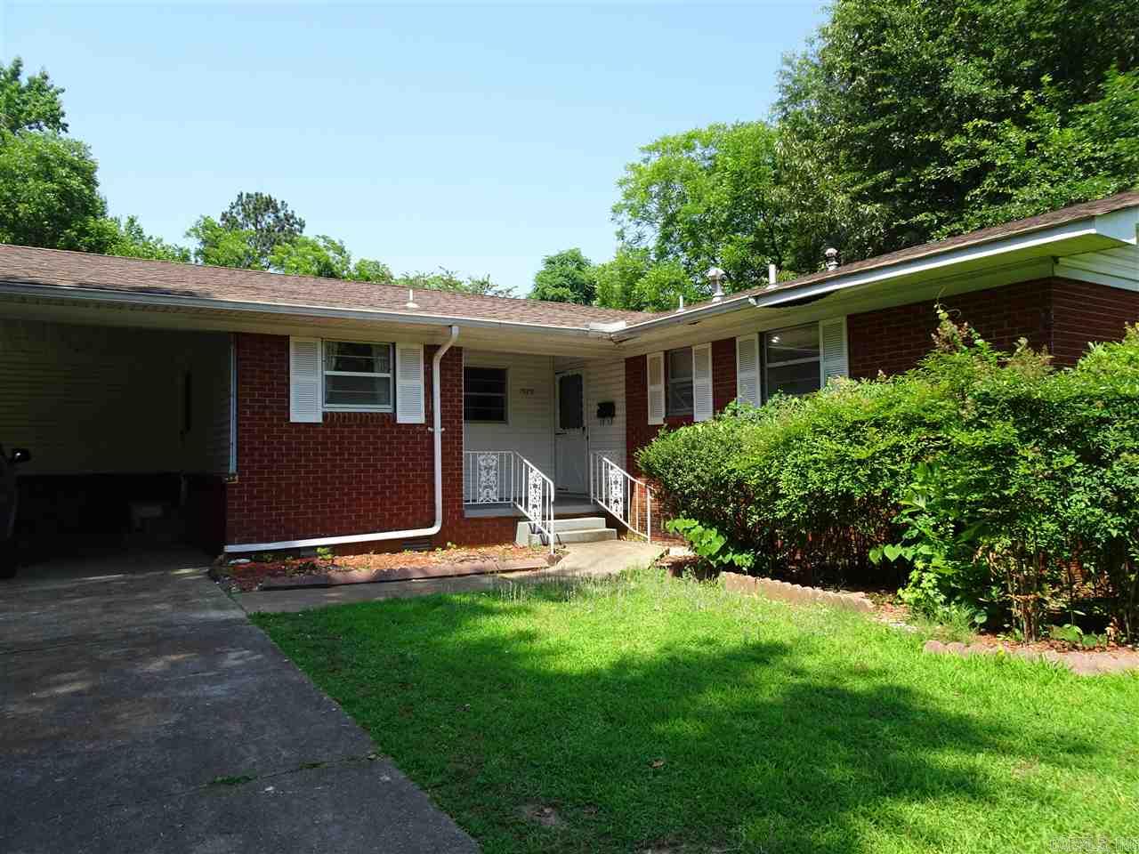 LAMBERT TERRACE - Residential