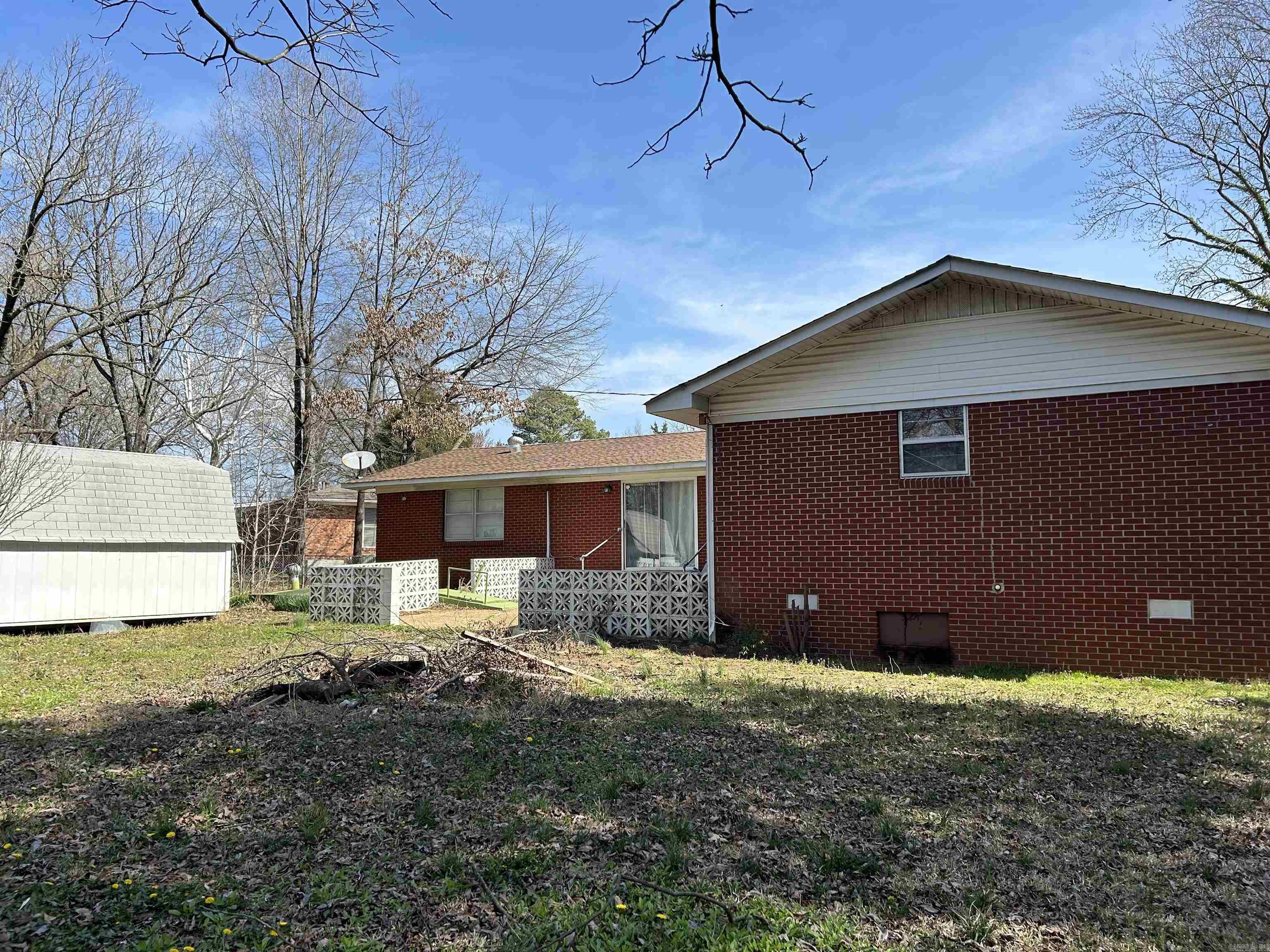 LAMBERT TERRACE - Residential