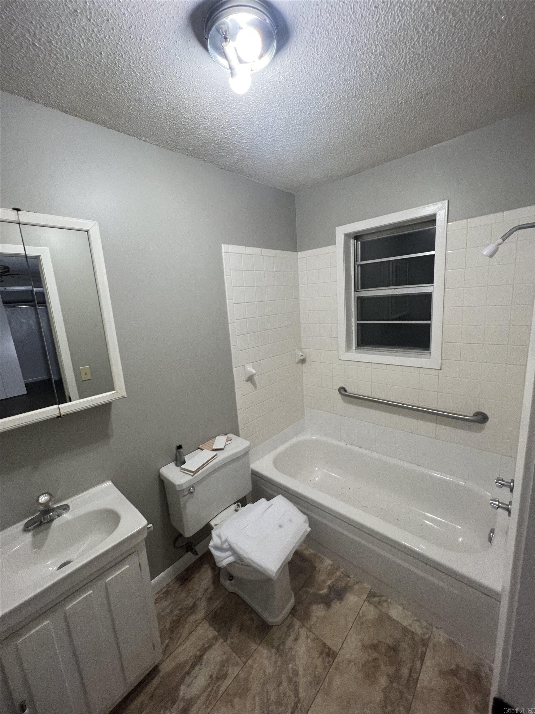 LAMBERT TERRACE - Residential