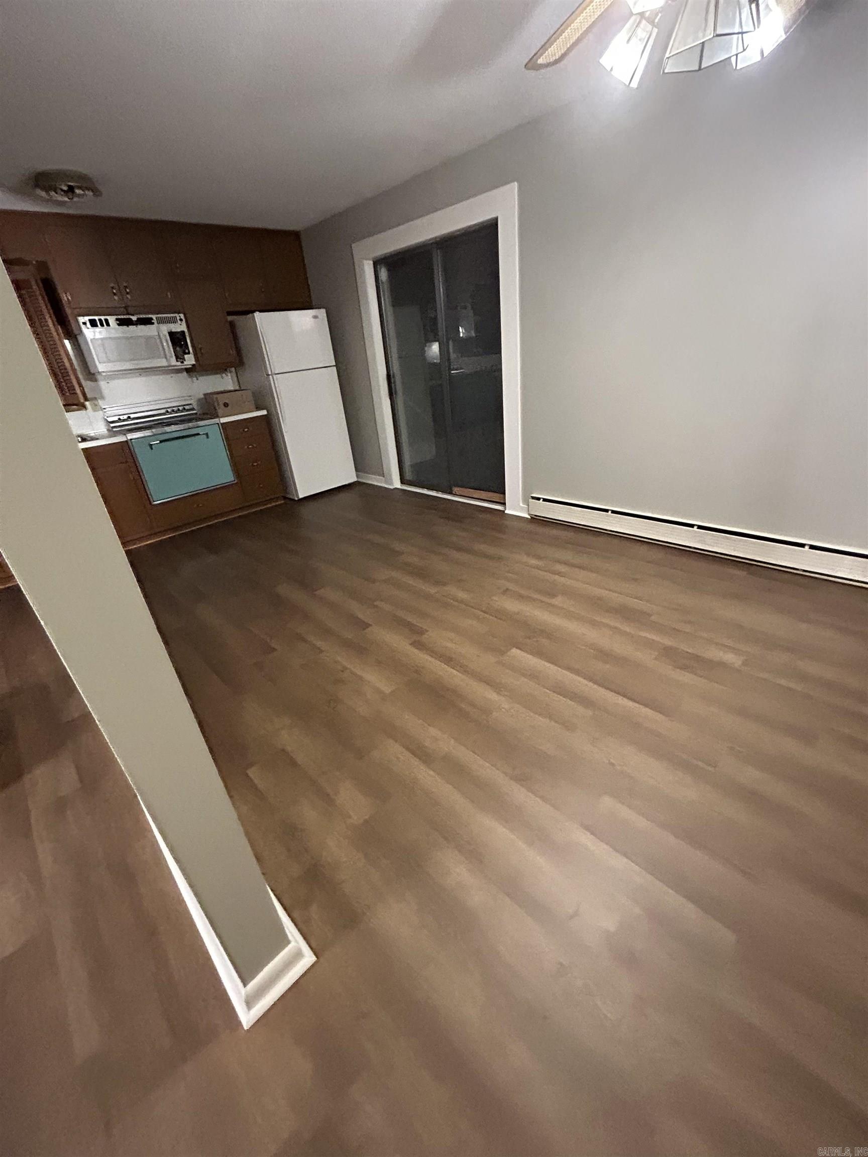 LAMBERT TERRACE - Residential