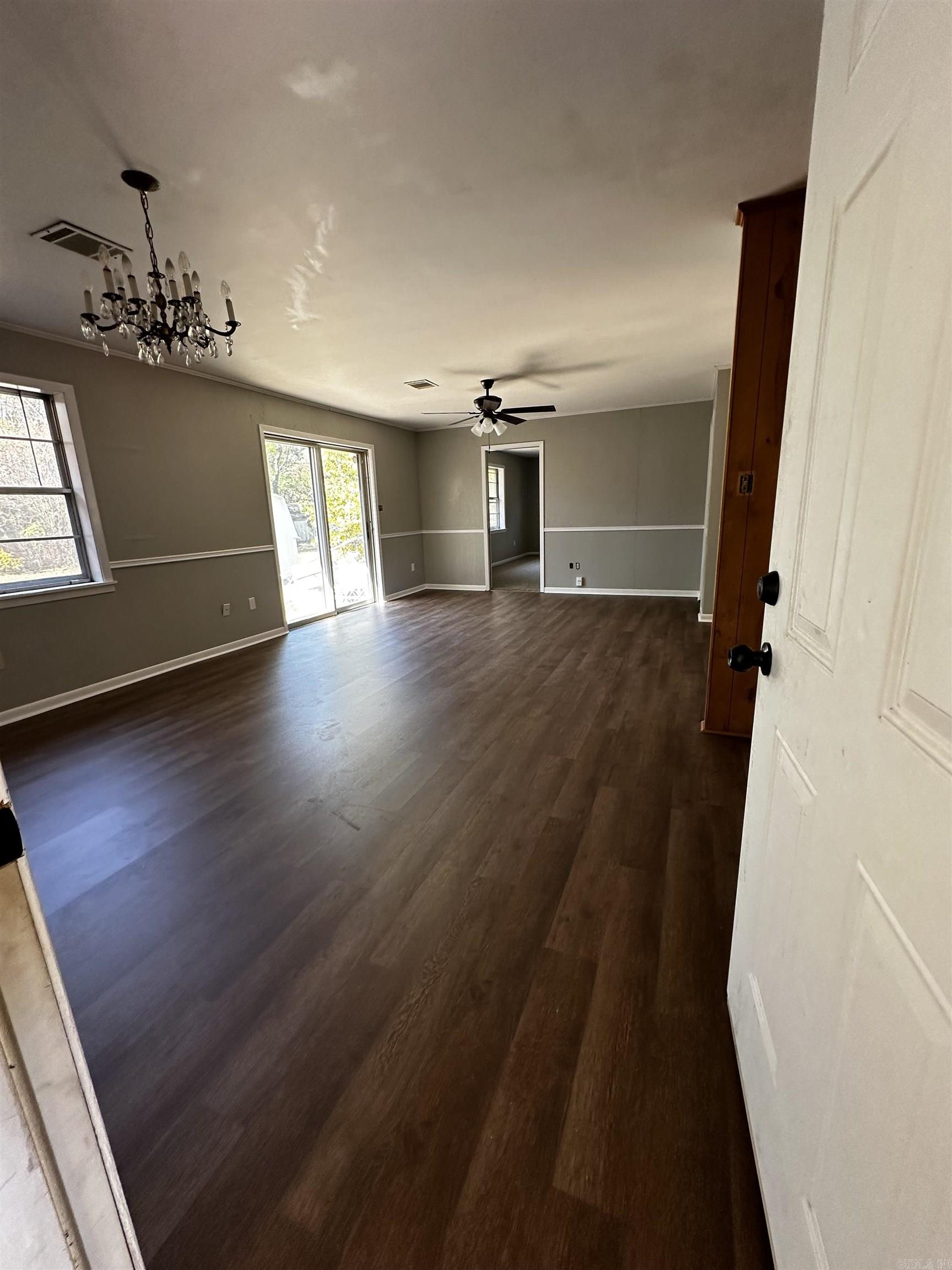 LAMBERT TERRACE - Residential