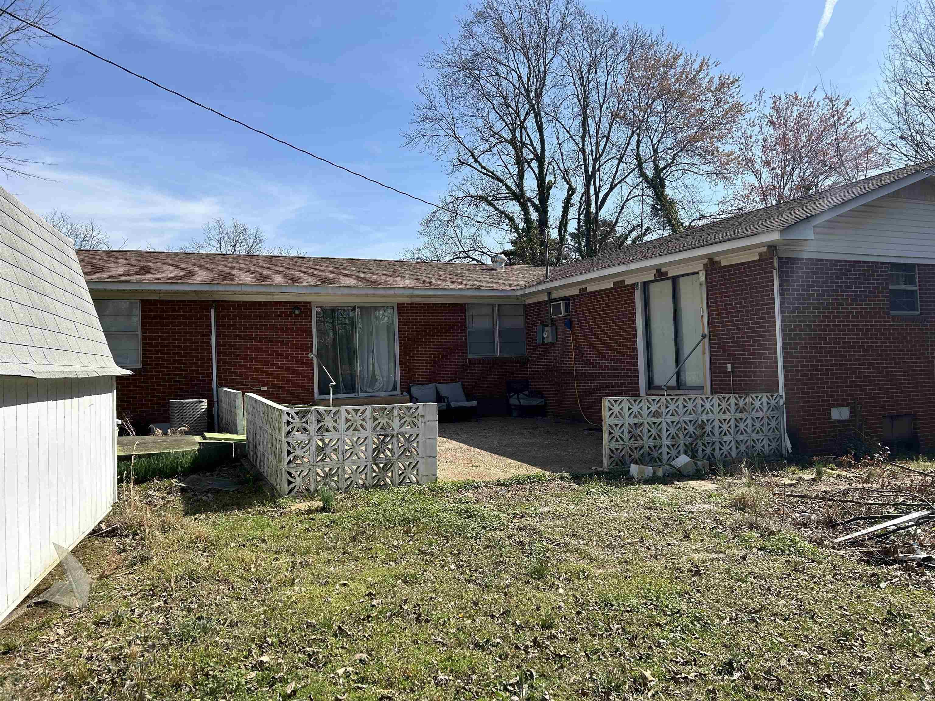 LAMBERT TERRACE - Residential