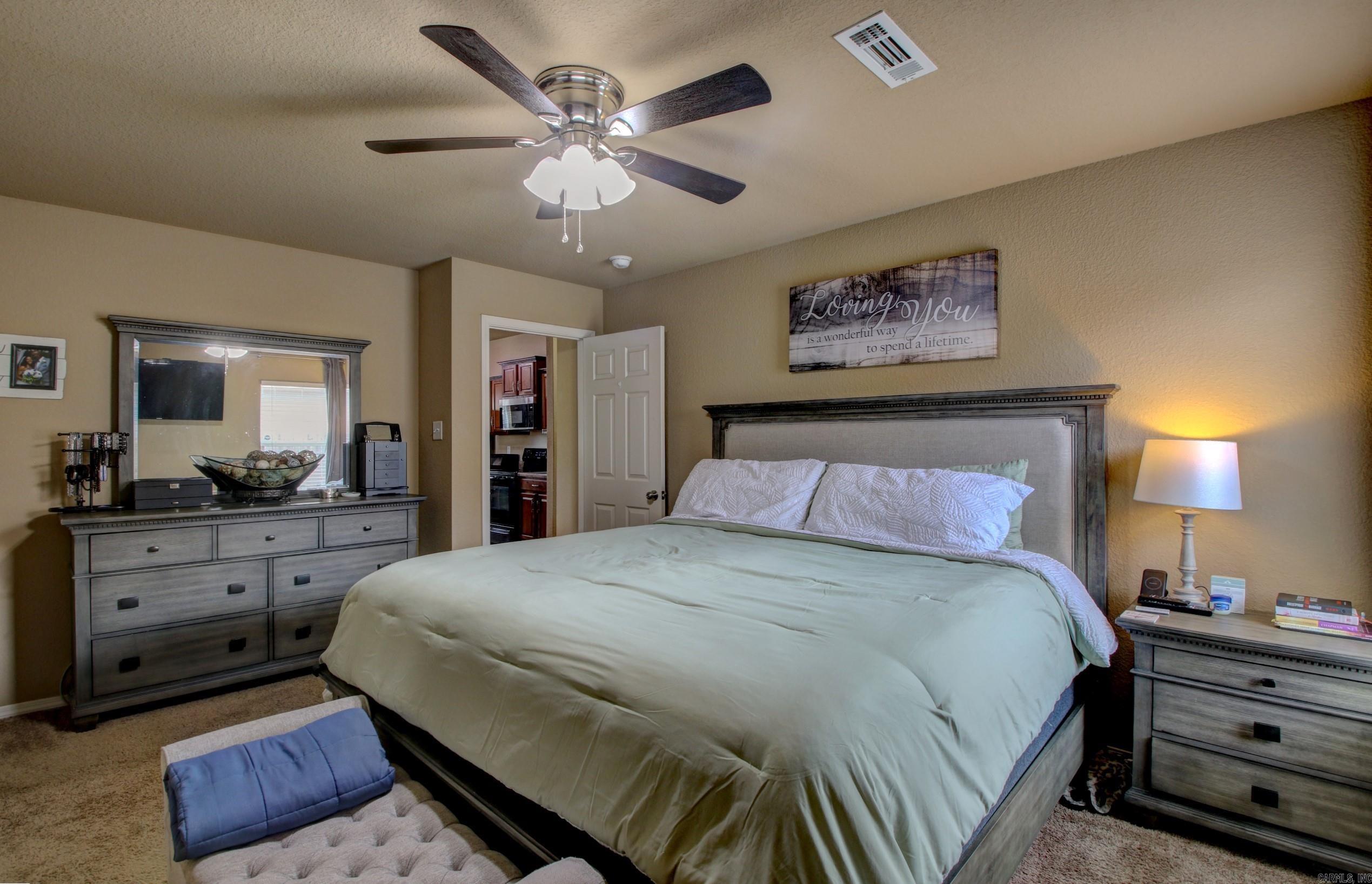 BENJAMIN GROVE - Residential