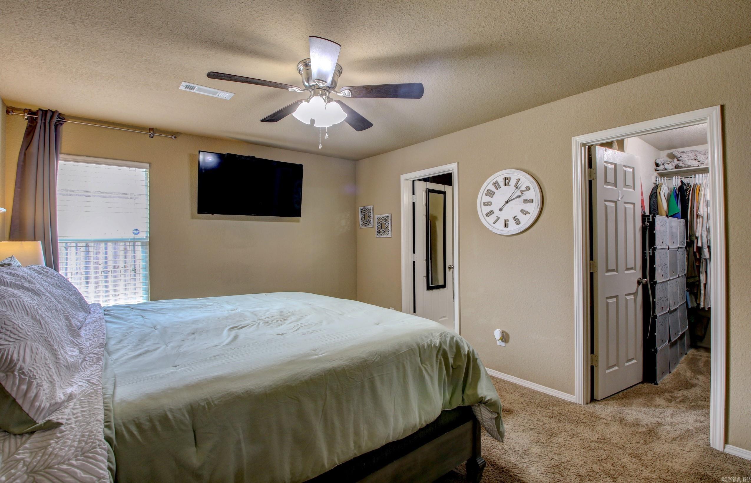 BENJAMIN GROVE - Residential