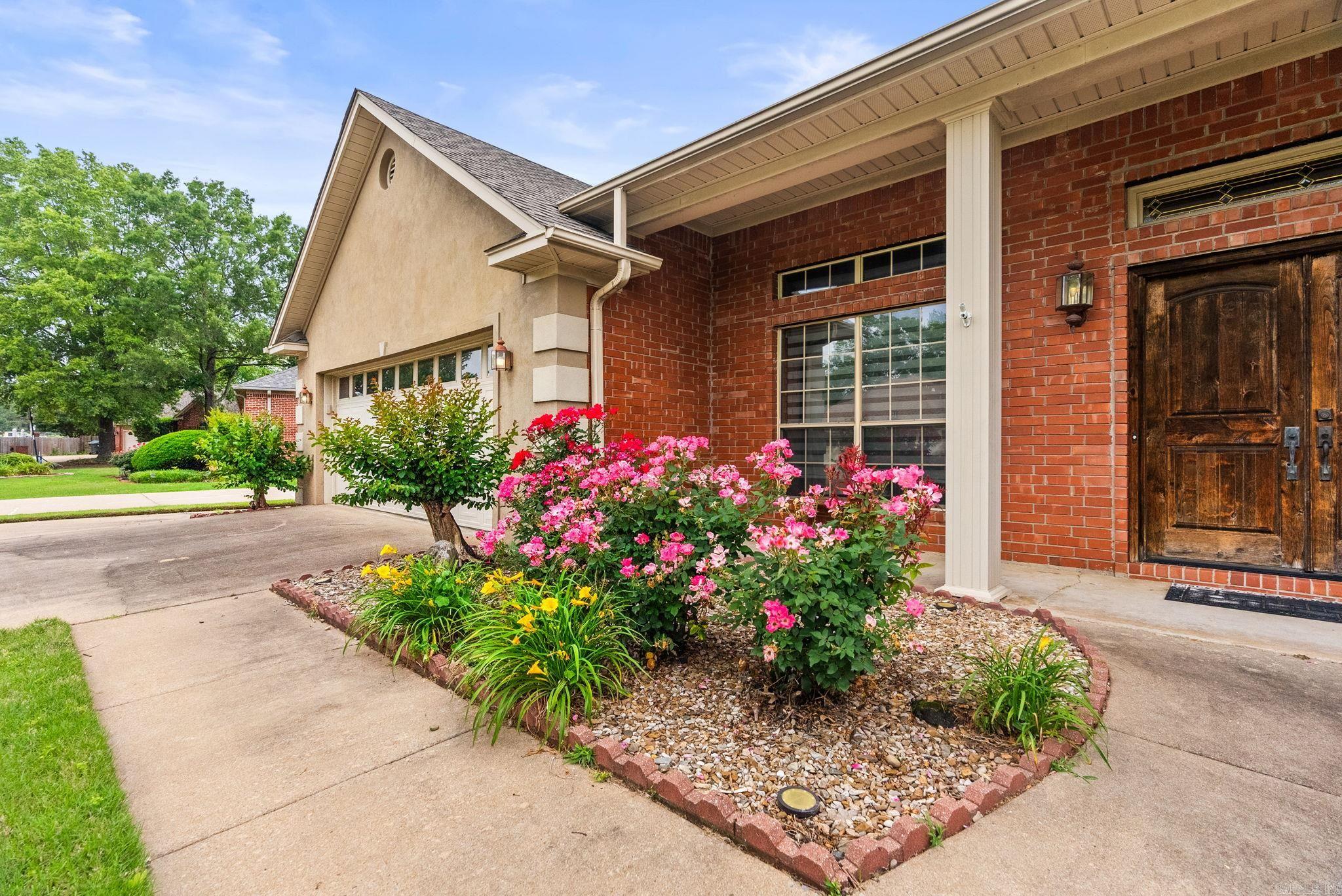 Royal Oaks - Residential