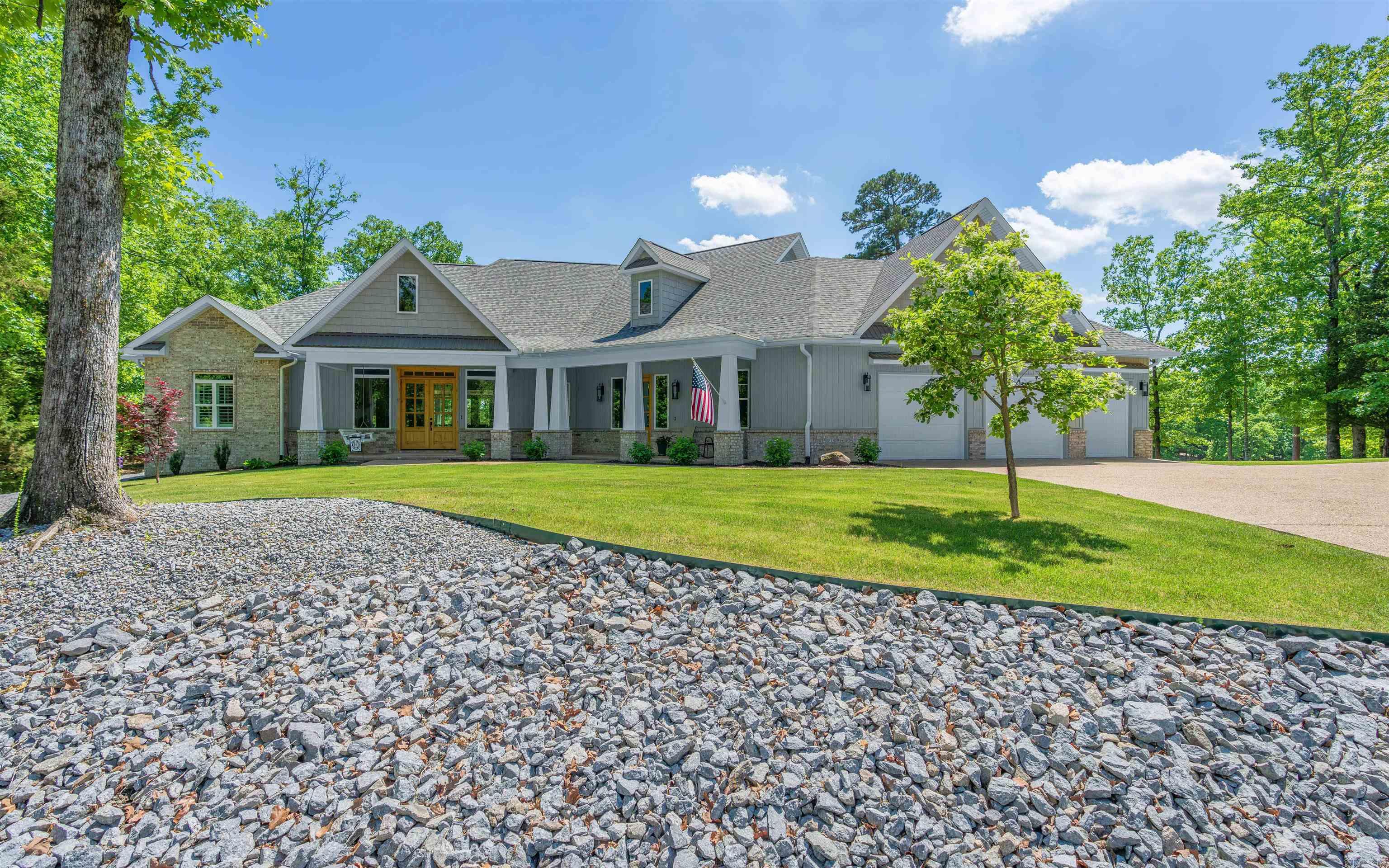 Isabella - Residential