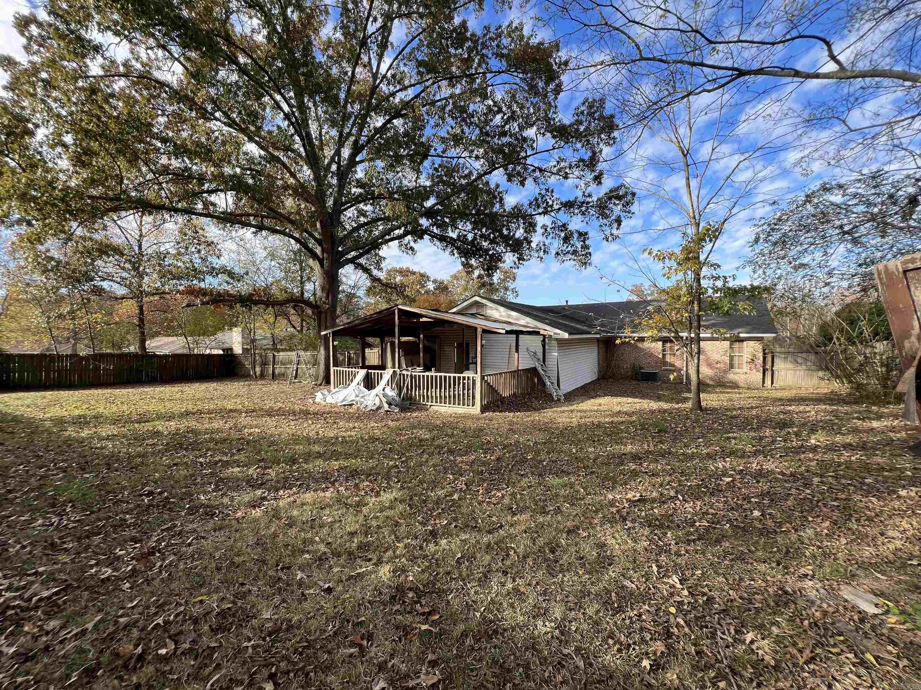 Twin Oaks II - Residential