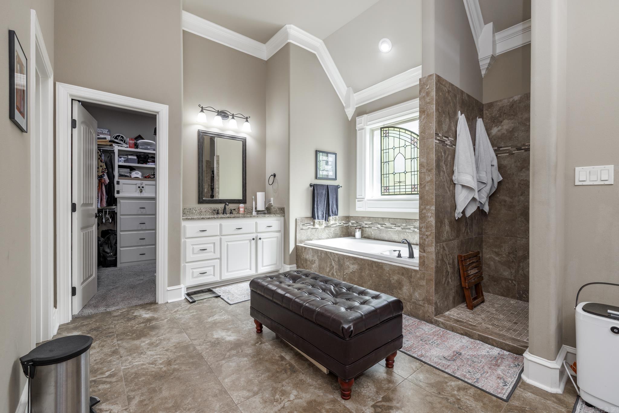 Isabella - Residential