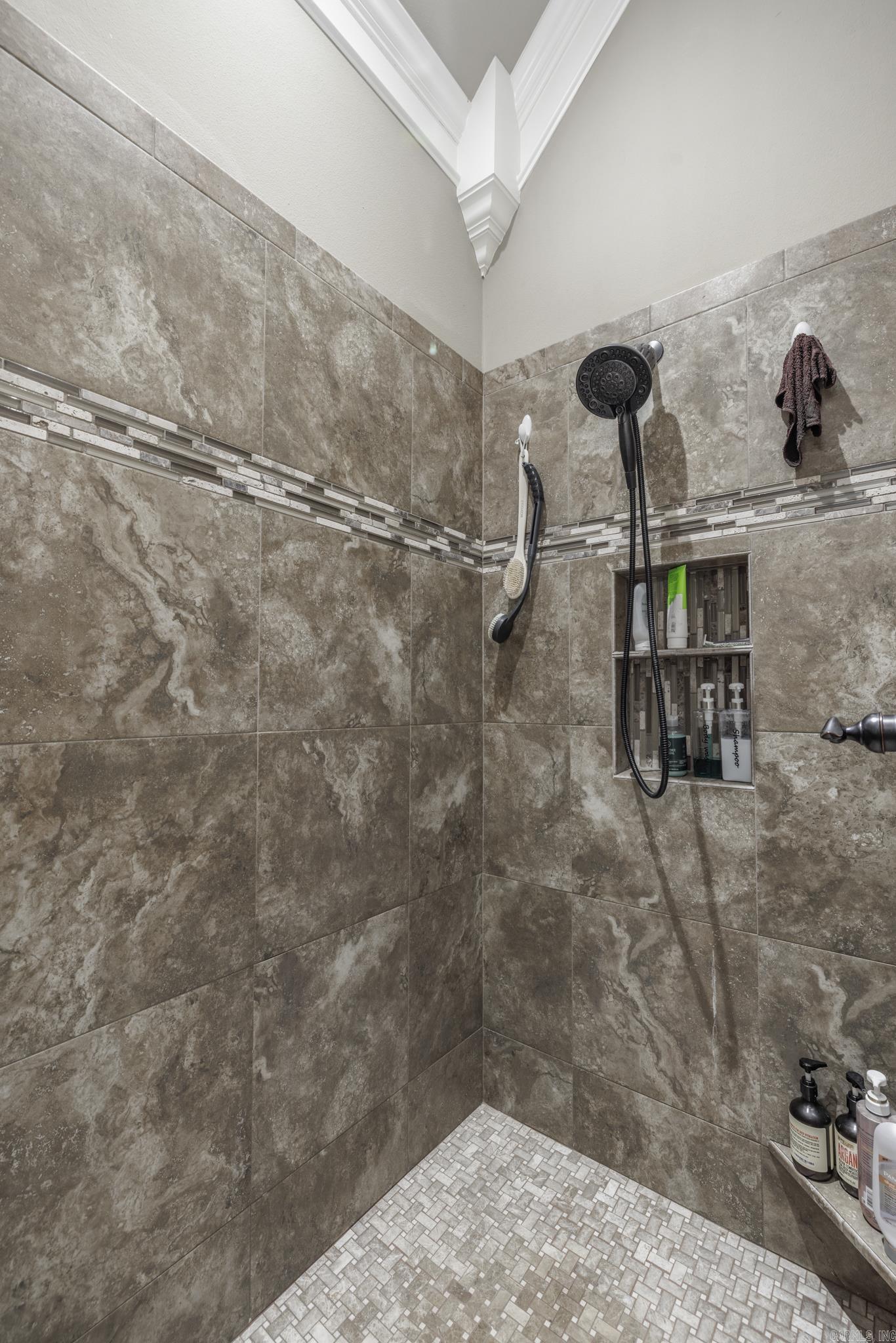 Isabella - Residential